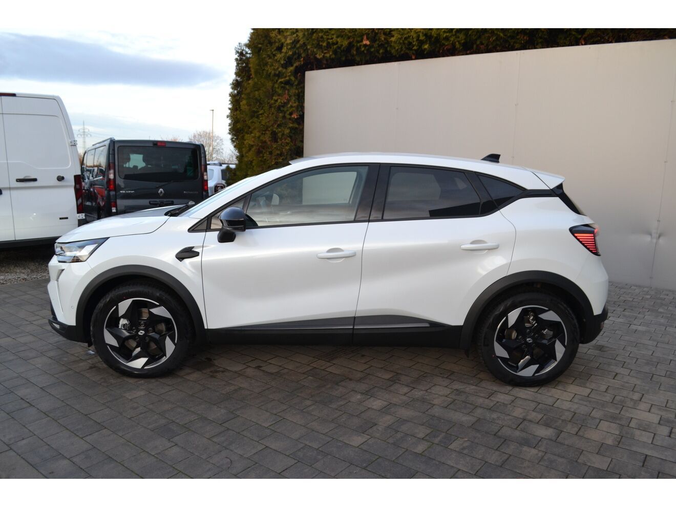 Renault Captur, techno E-Tech full hybrid 145 - fotka 2