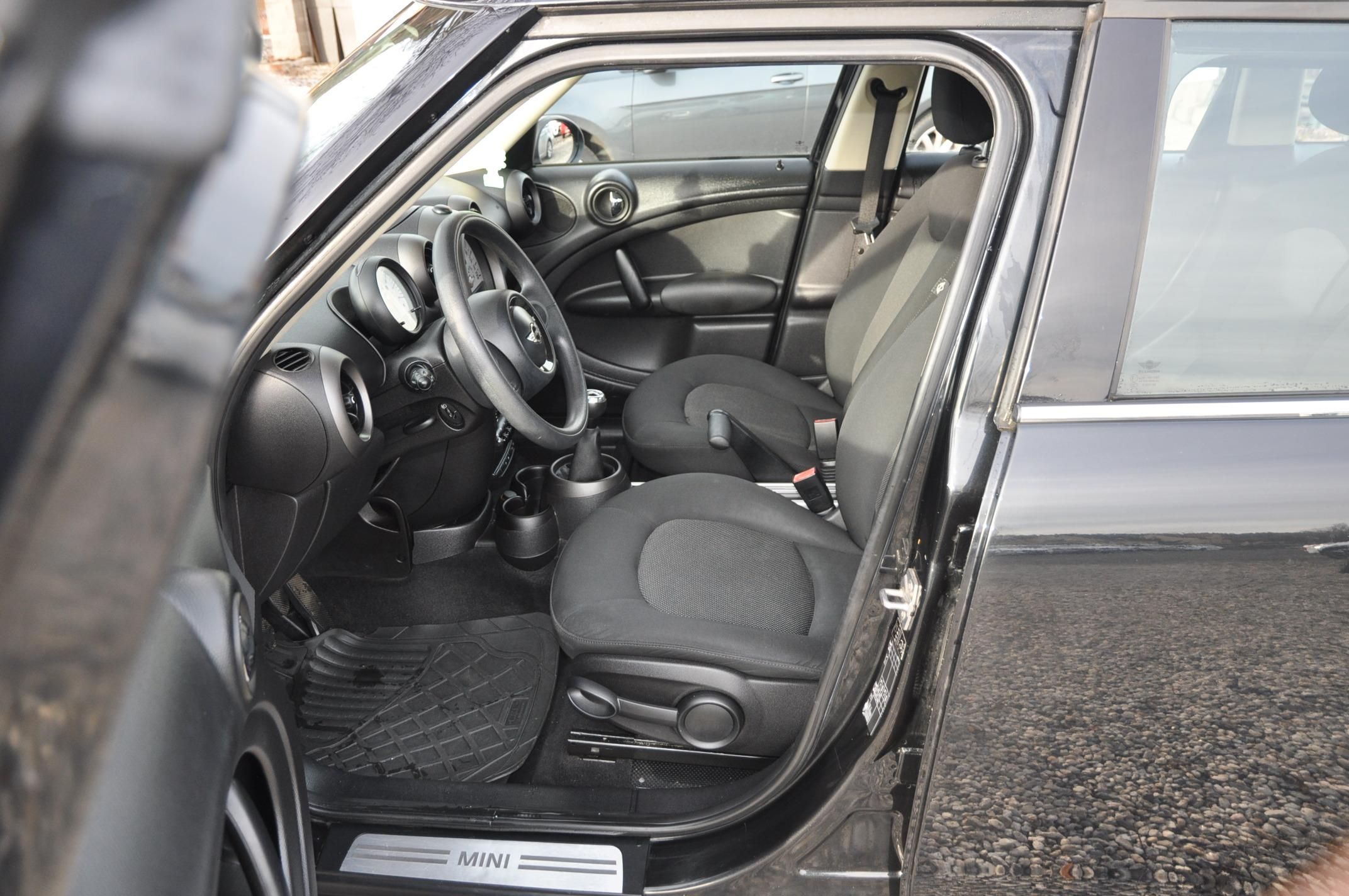 Mini Countryman, 1.6i 72kW - fotka 6