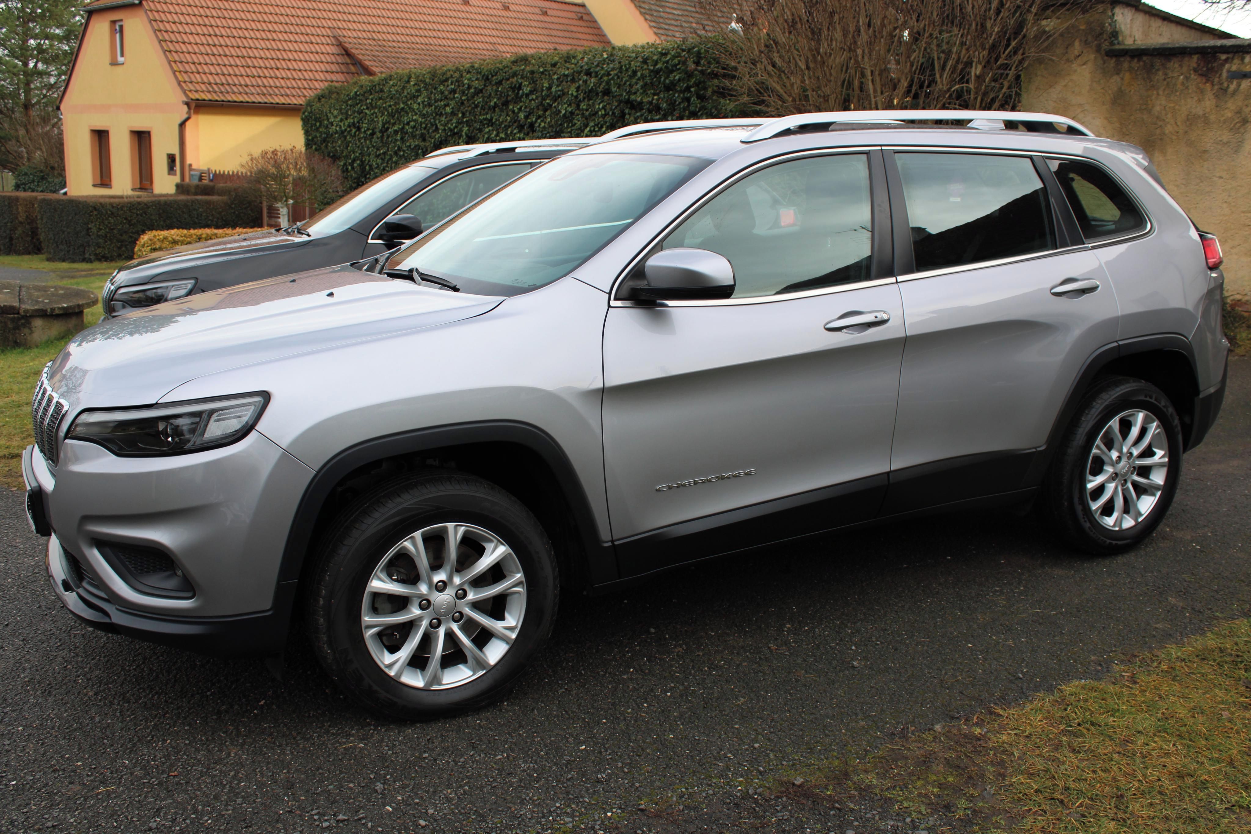 Jeep Cherokee, 2.2 M-Jet Longitude 4x4