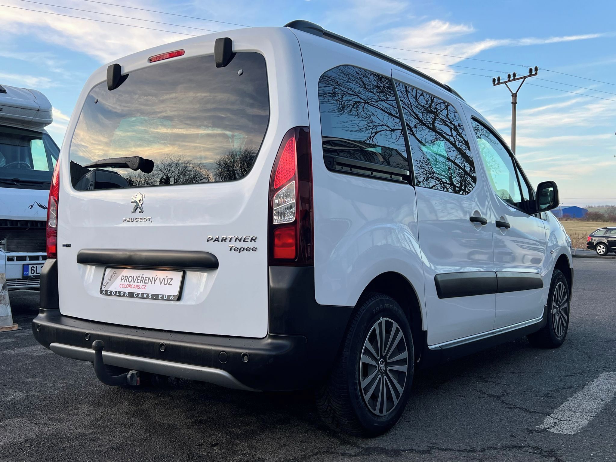 Peugeot Partner, 1.2 110k SERVIS ZÁRUKA TAŽNÉ - fotka 5
