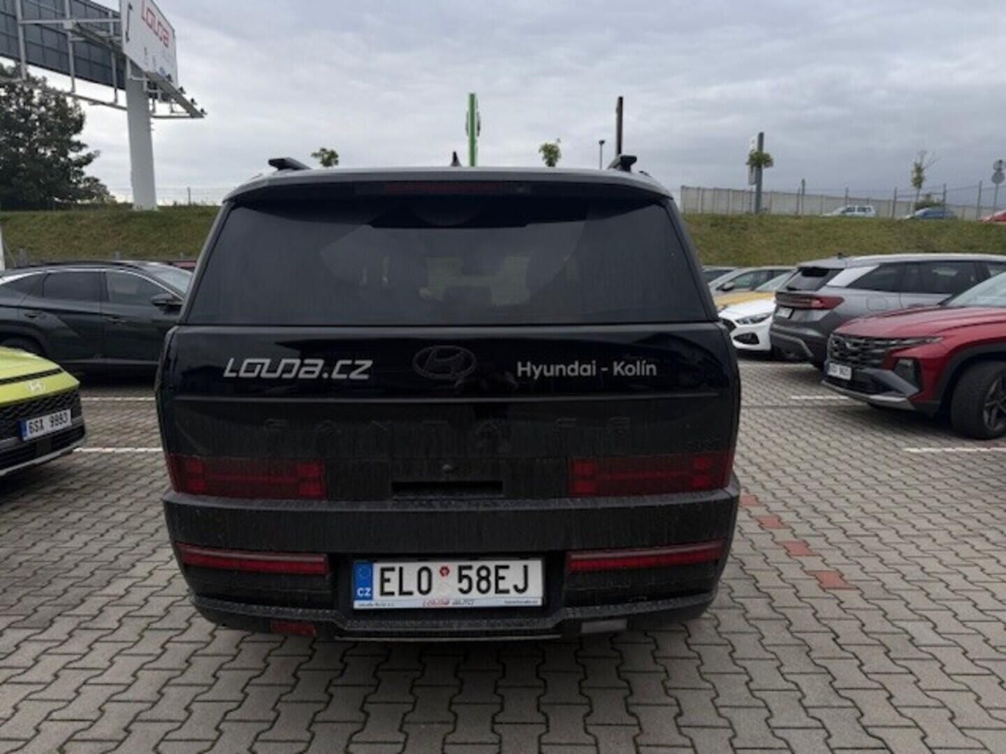 Hyundai Santa Fe, PHEV MX5 Calligraphy 1,6 T-GDI - fotka 4