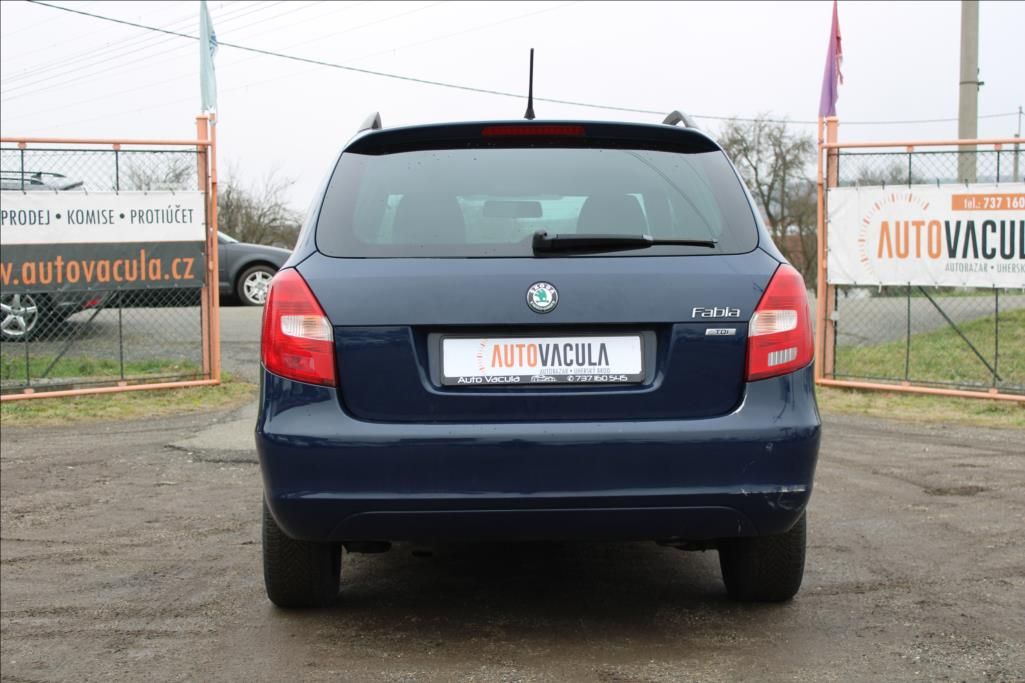 Škoda Fabia, 1,6 TDi  KLIMA, STK 11/2026 - fotka 6
