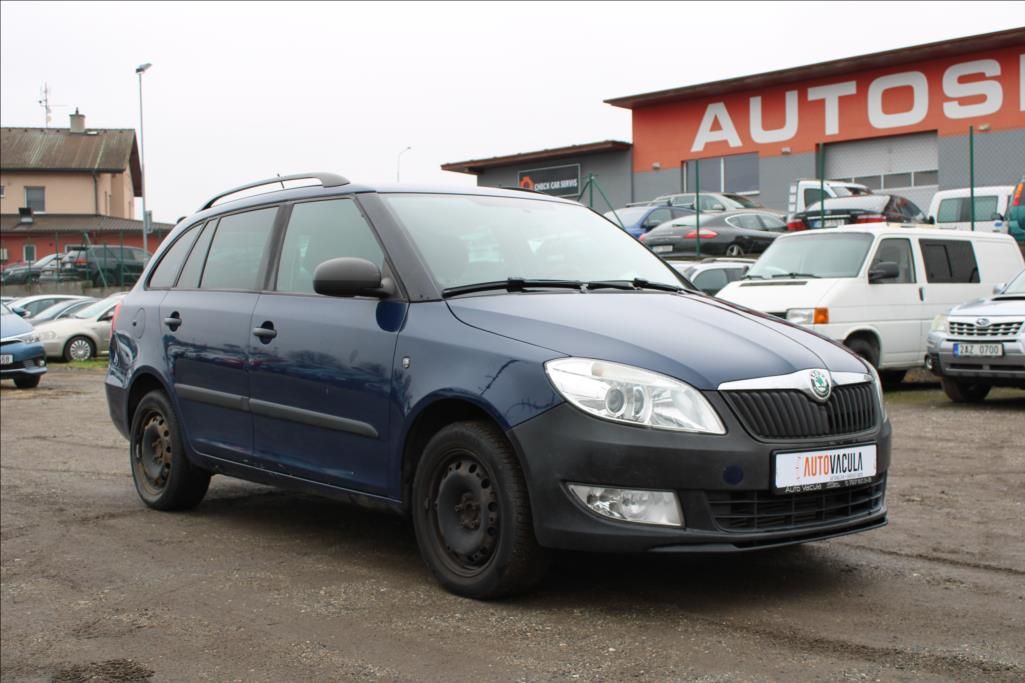 Škoda Fabia, 1,6 TDi  KLIMA, STK 11/2026 - fotka 3