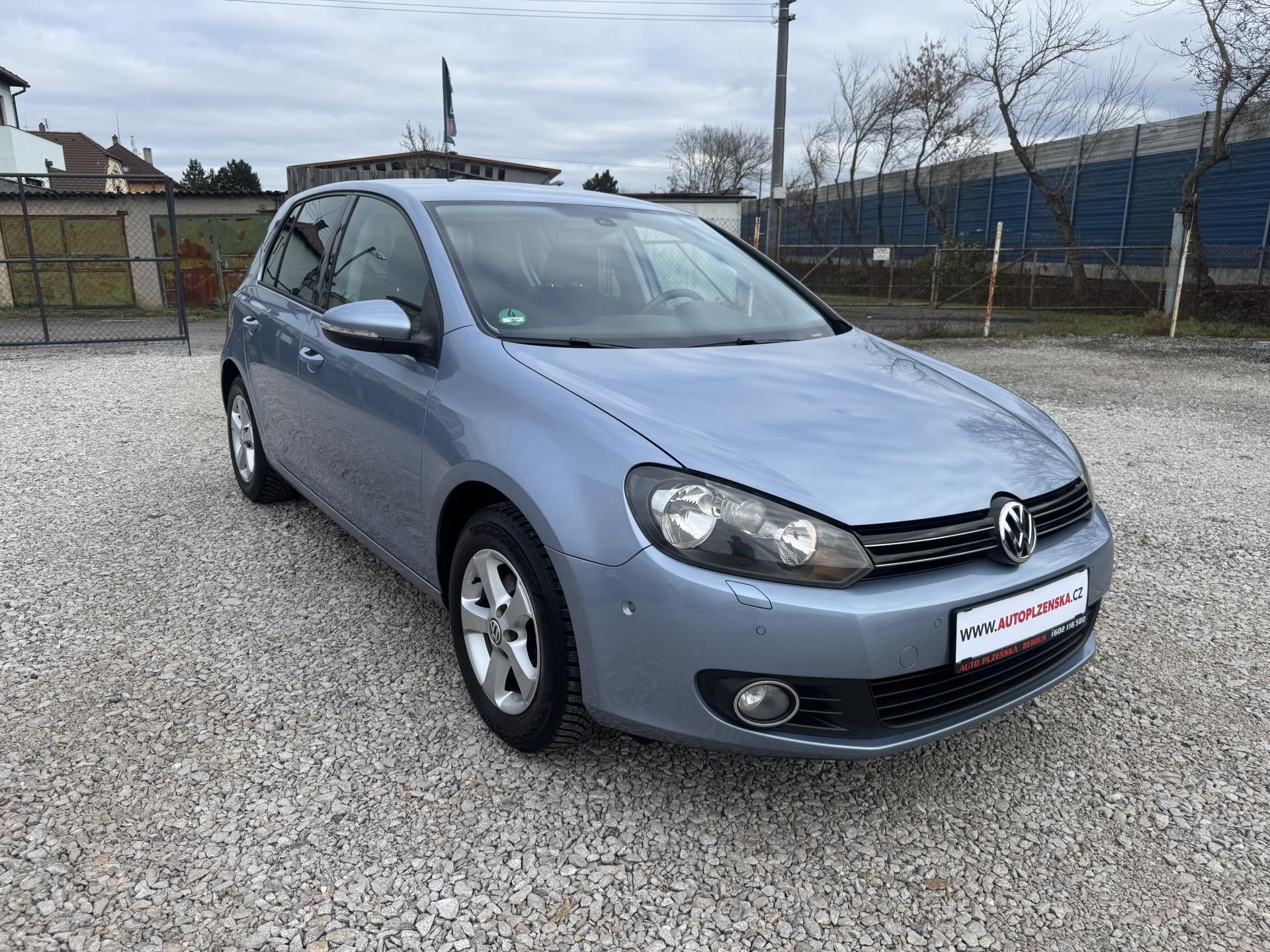 Volkswagen Golf, 1.2TSi,TEAM,2 SADY KOL - fotka 2