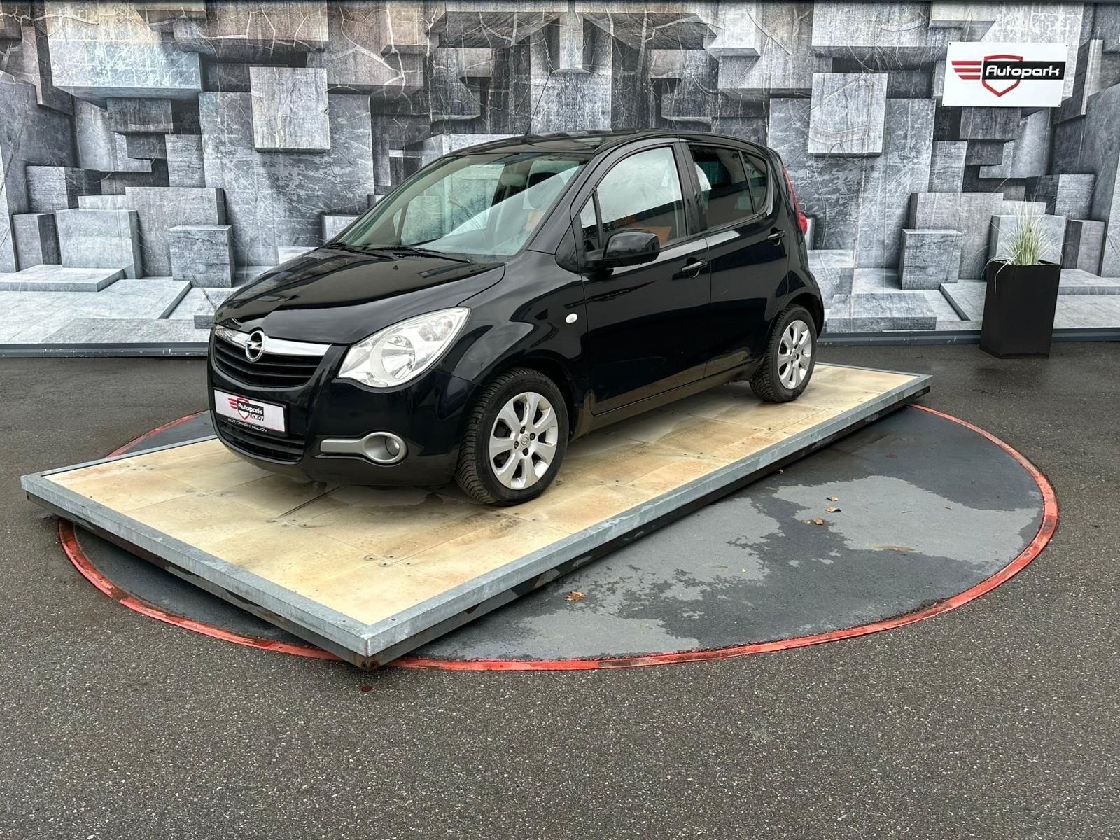 Opel Agila, 1.2i, 63KW - fotka 3