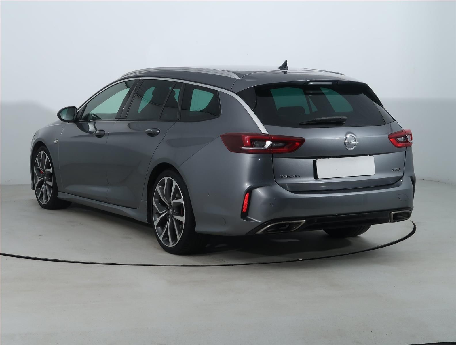 Opel Insignia, 2.0 BiTurbo CDTI, 4X4 - fotka 4