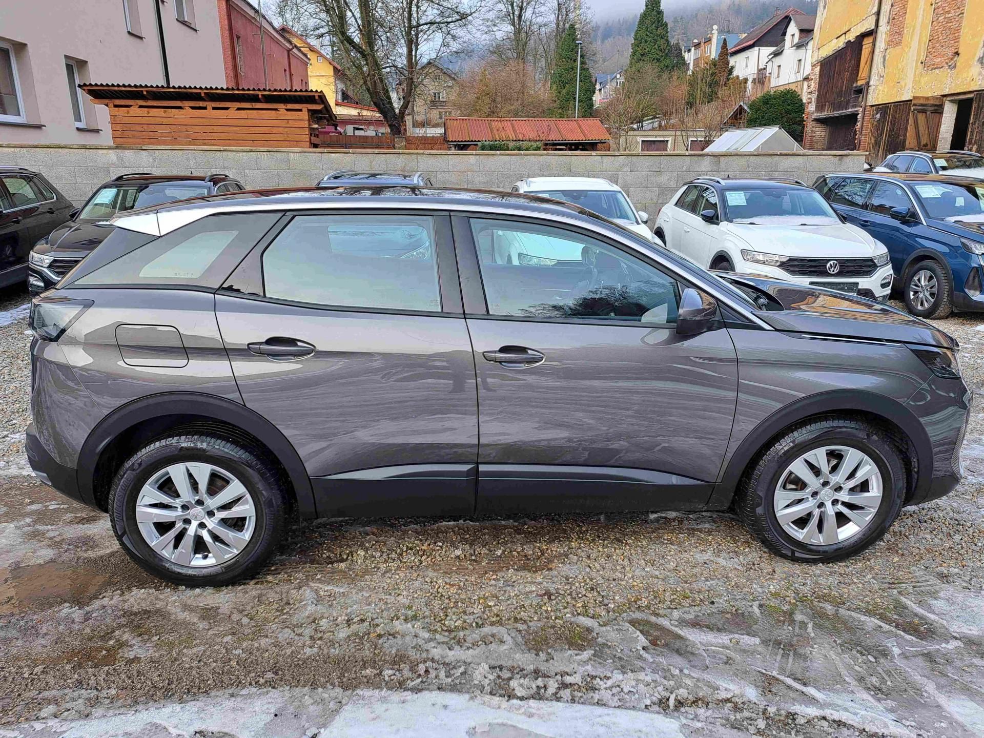 Peugeot 3008, 1,2 PT  EAT8  LED  kamera NAVI - fotka 3