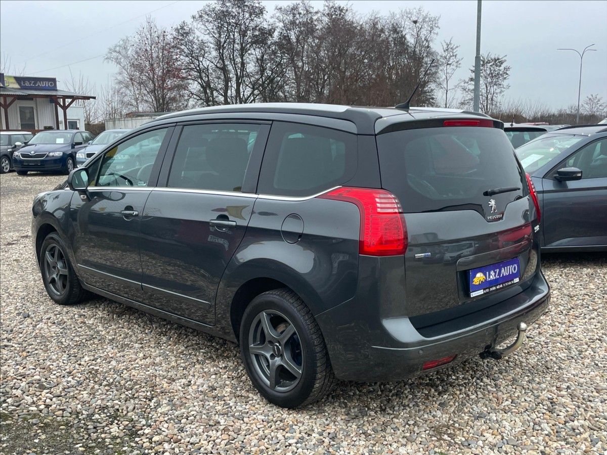 Peugeot 5008, 1,6 HDi - fotka 4