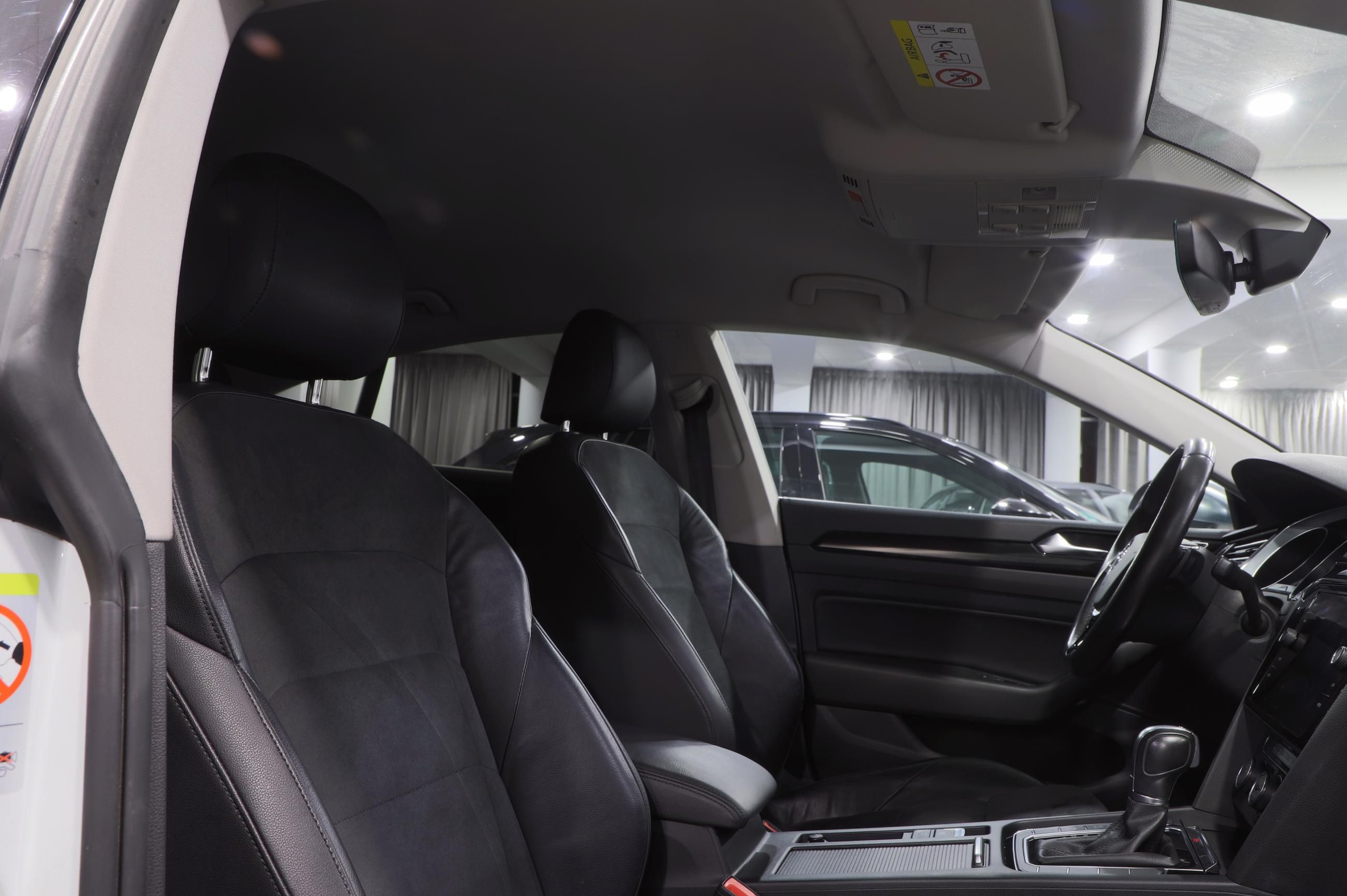 Volkswagen Arteon, 2.0 BiTDI 176kW 4x4 DSG Elegan - fotka 5