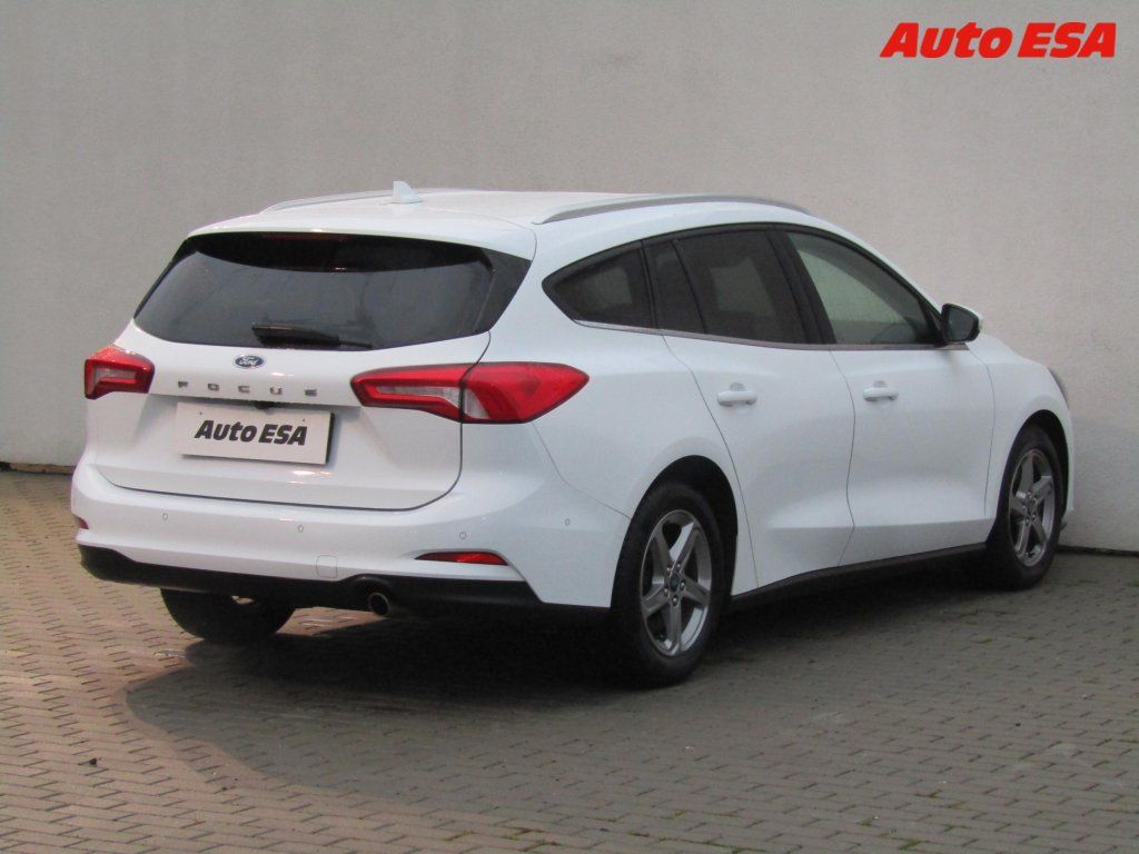 Ford Focus, 1.5TDCI,1.maj,AC,LED - fotka 4