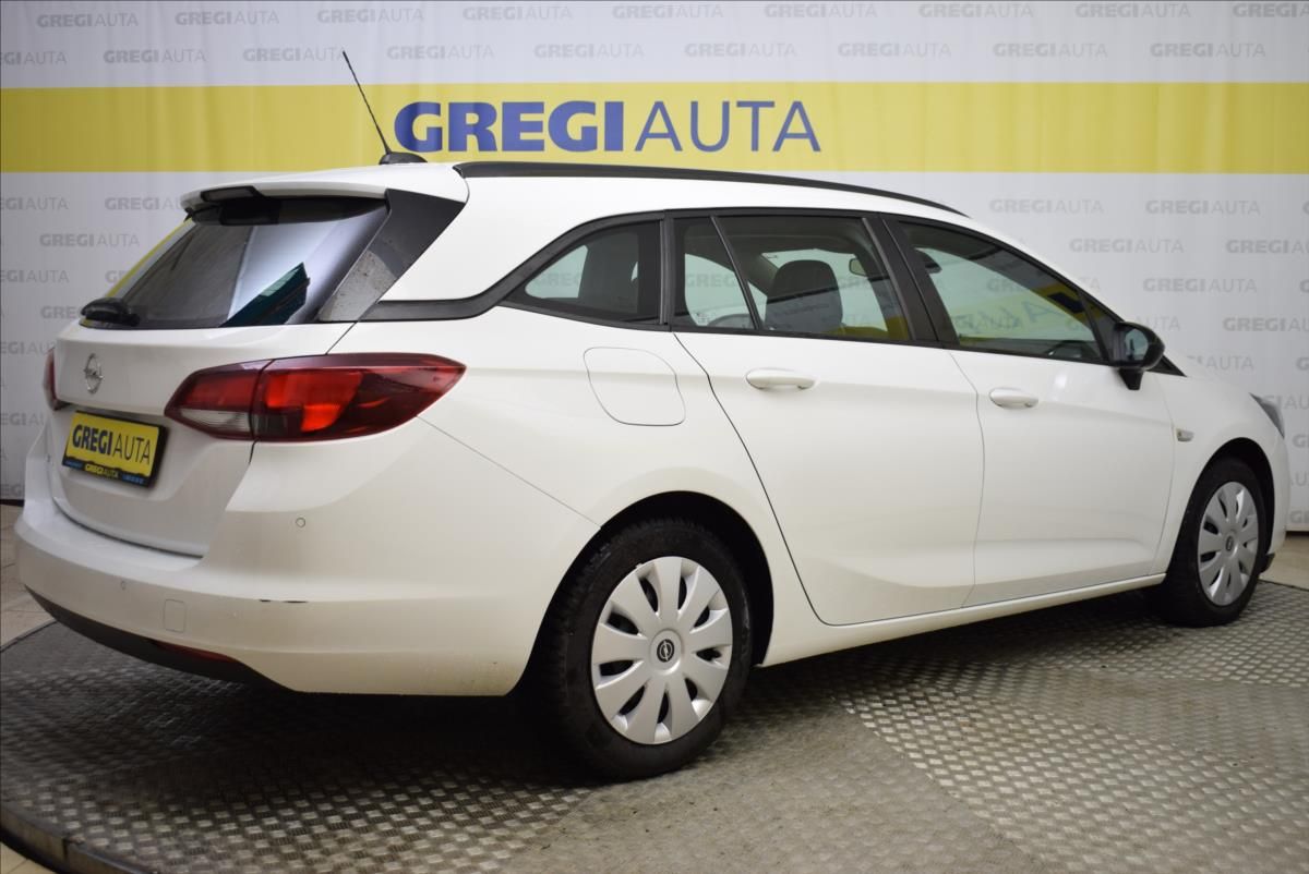 Opel Astra, 1,5 CDTi 1.MAJITEL - fotka 5