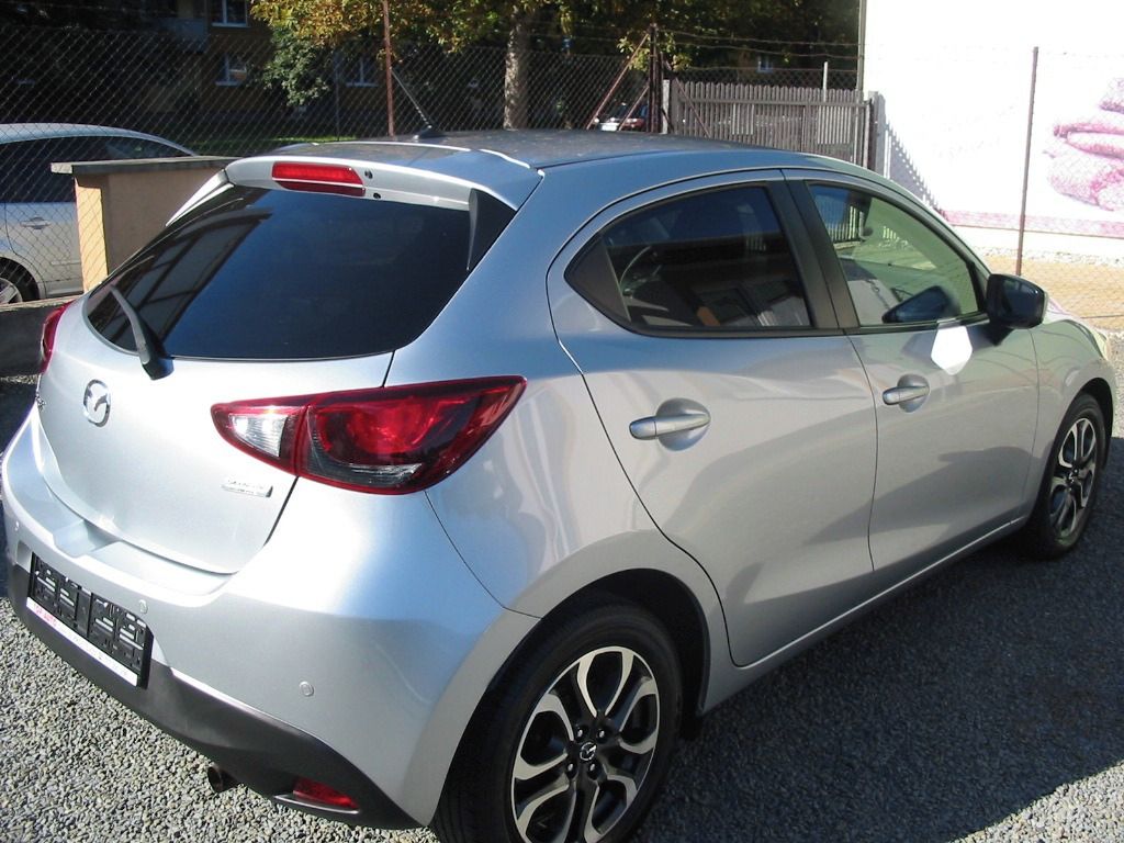 Mazda 2, Skyactiv-G90 NAKAMA - fotka 3