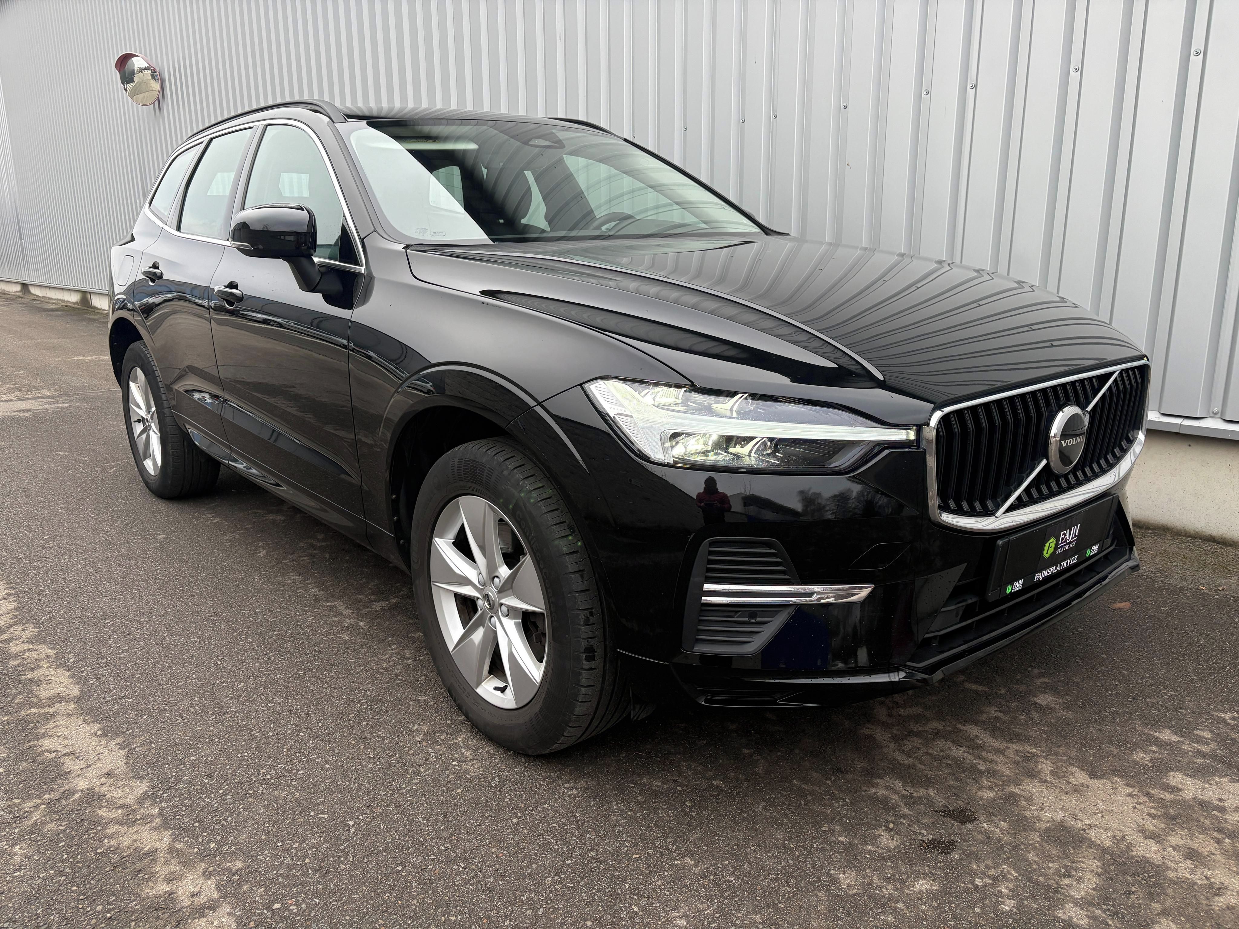 Volvo XC60, 2.0B4,4x4,145kW,ČR,DPH,CORE - fotka 4