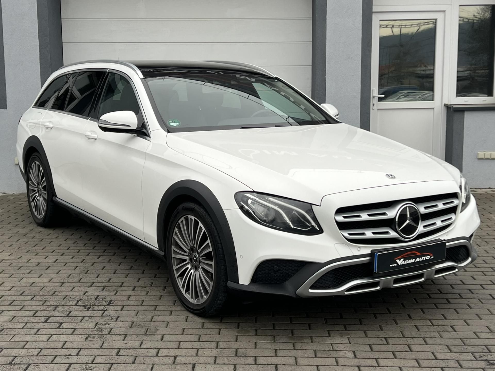Mercedes-Benz Třídy E, E 220D 4MATIC ALL TERRAIN