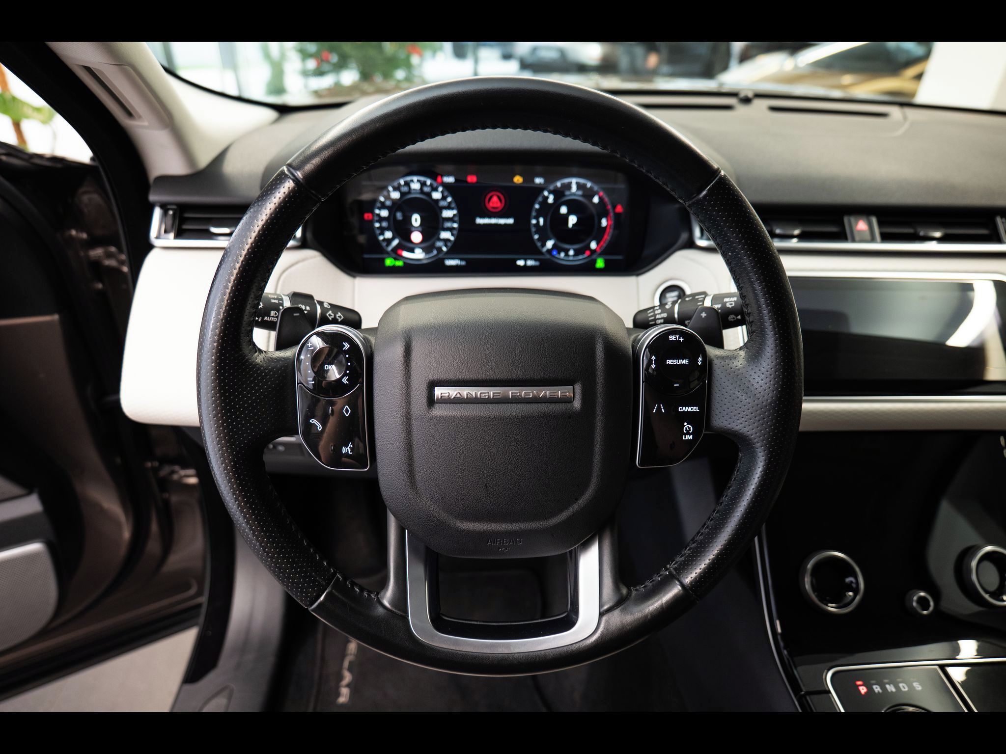 Land Rover Range Rover Velar, D300 Meridian/LED/Vyhřívaná se - fotka 6
