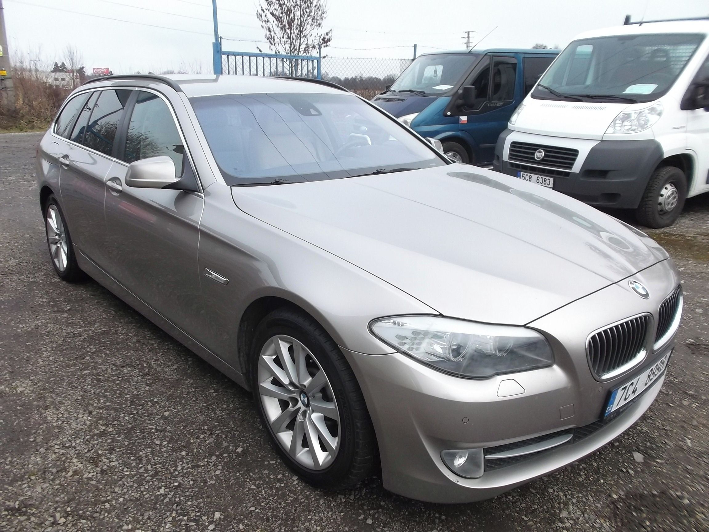 BMW Řada 5, 525d - fotka 5
