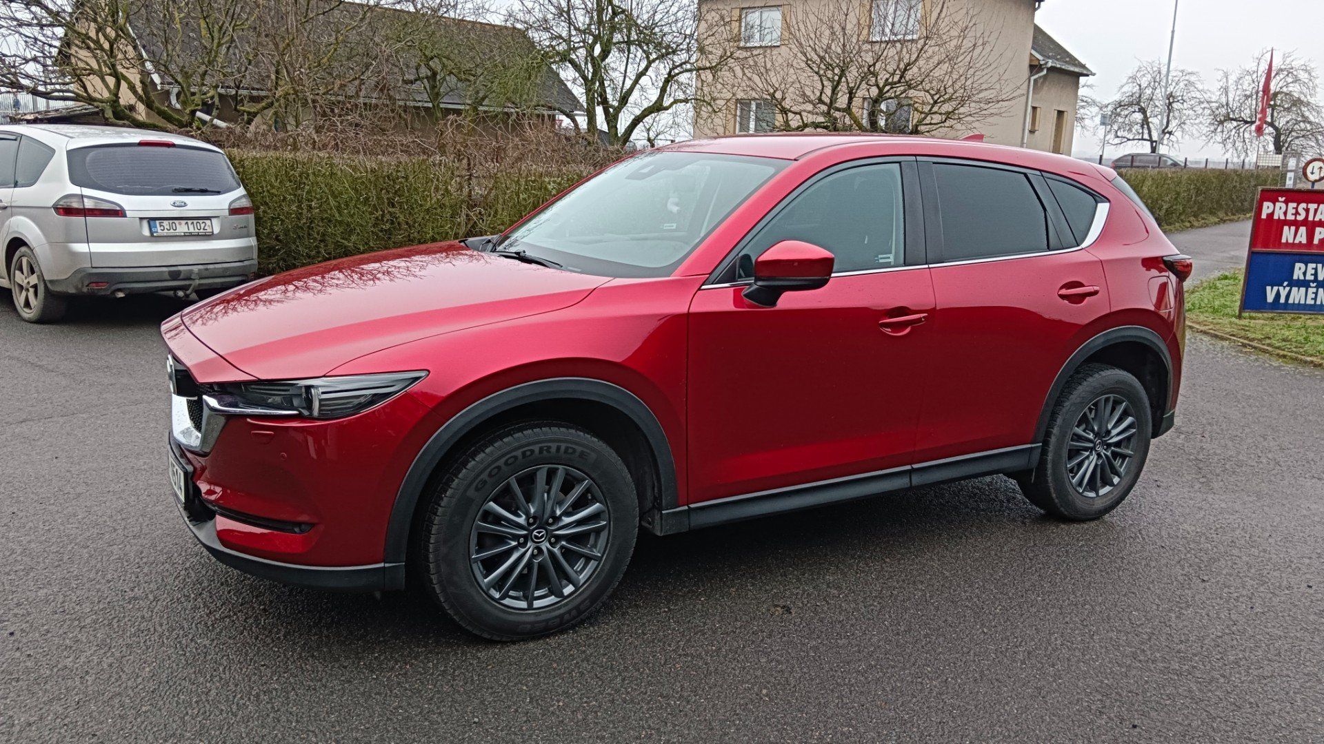 Mazda CX-5, 2.0I 4x4 automat Koupeno čr - fotka 2