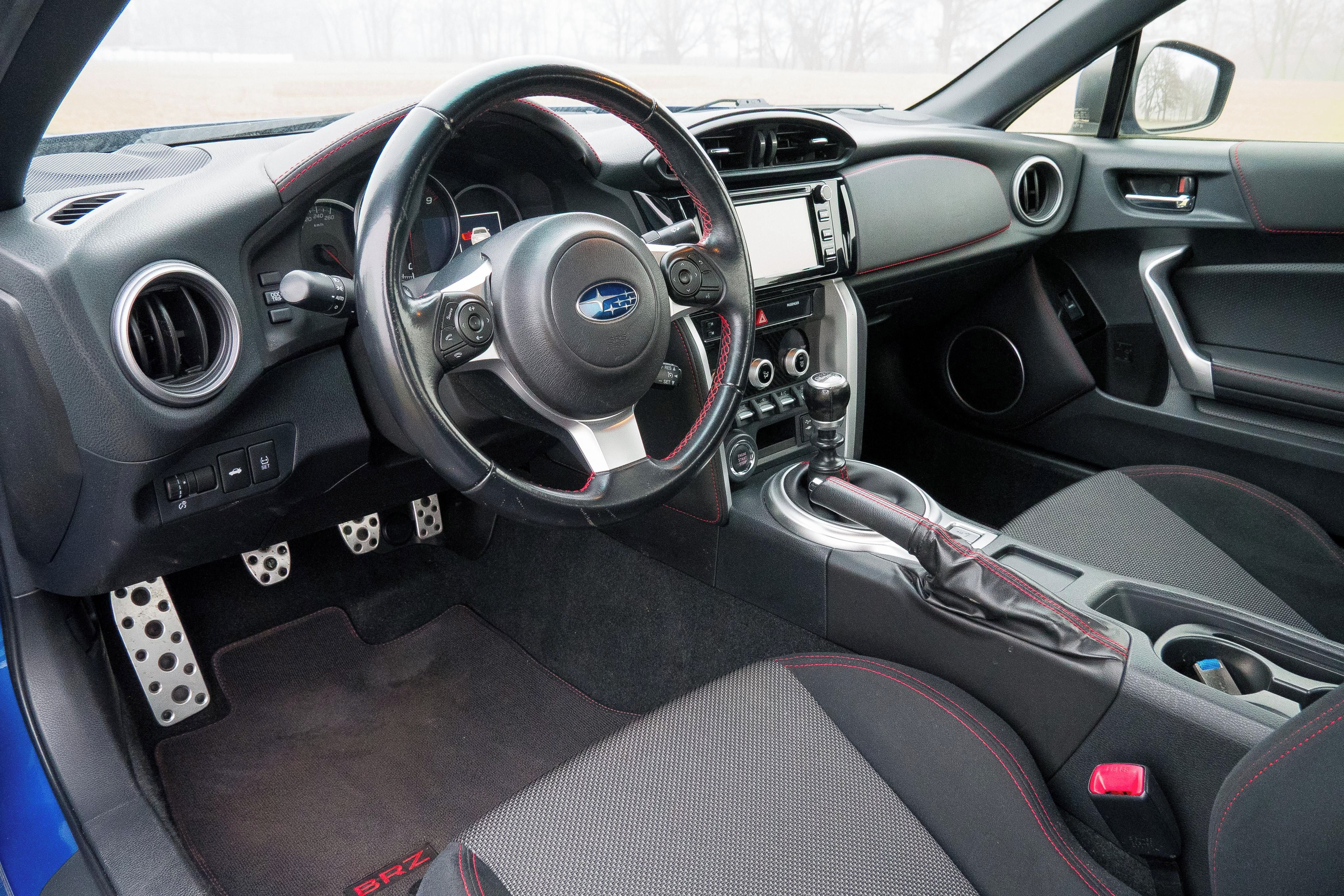 Subaru BRZ, 2.0 Cosworth 213kW, manuál - fotka 5