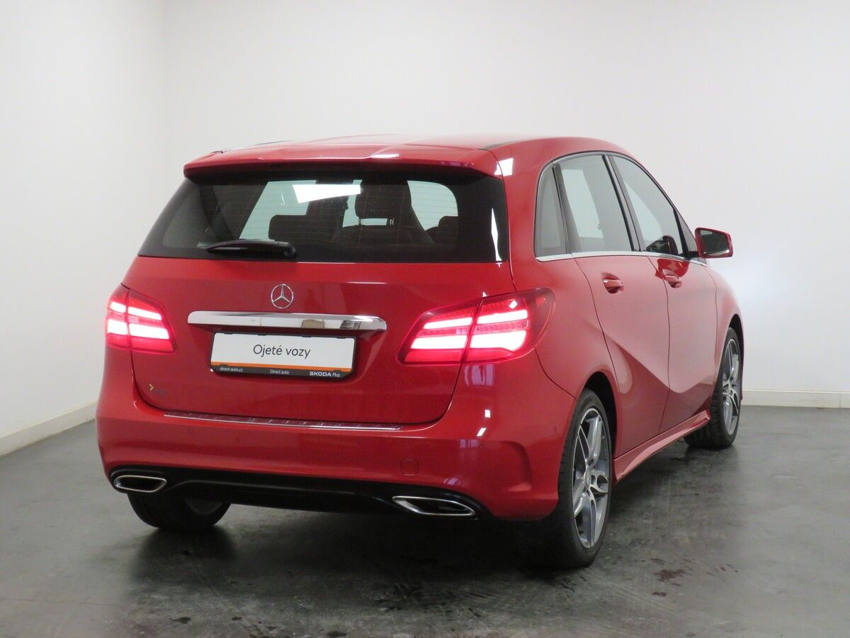 Mercedes-Benz Třídy B, 2.0 155kW 4MATIC DCT - fotka 2