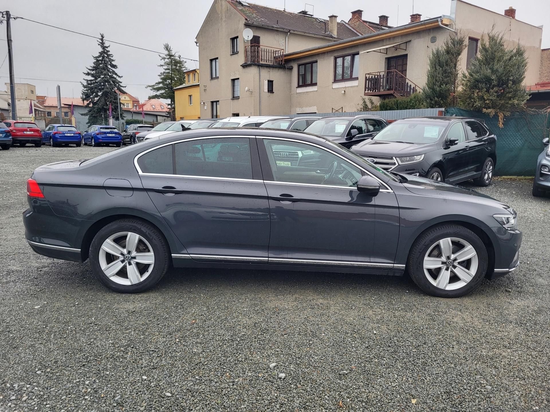 Volkswagen Passat, SEDAN 2.0 TDi ELEGANCE *ČR - fotka 5