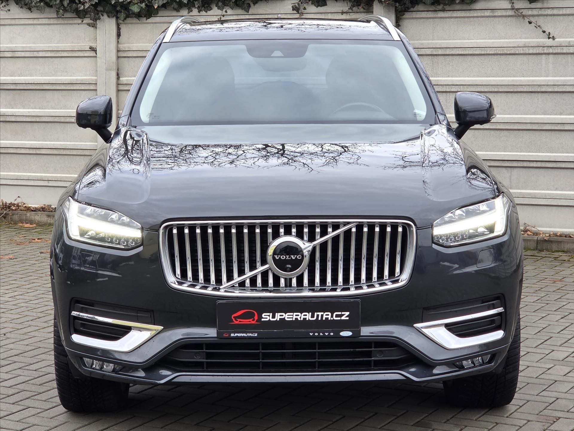 Volvo XC90, 2,0 B5 Inscription Ventil.sed. - fotka 2