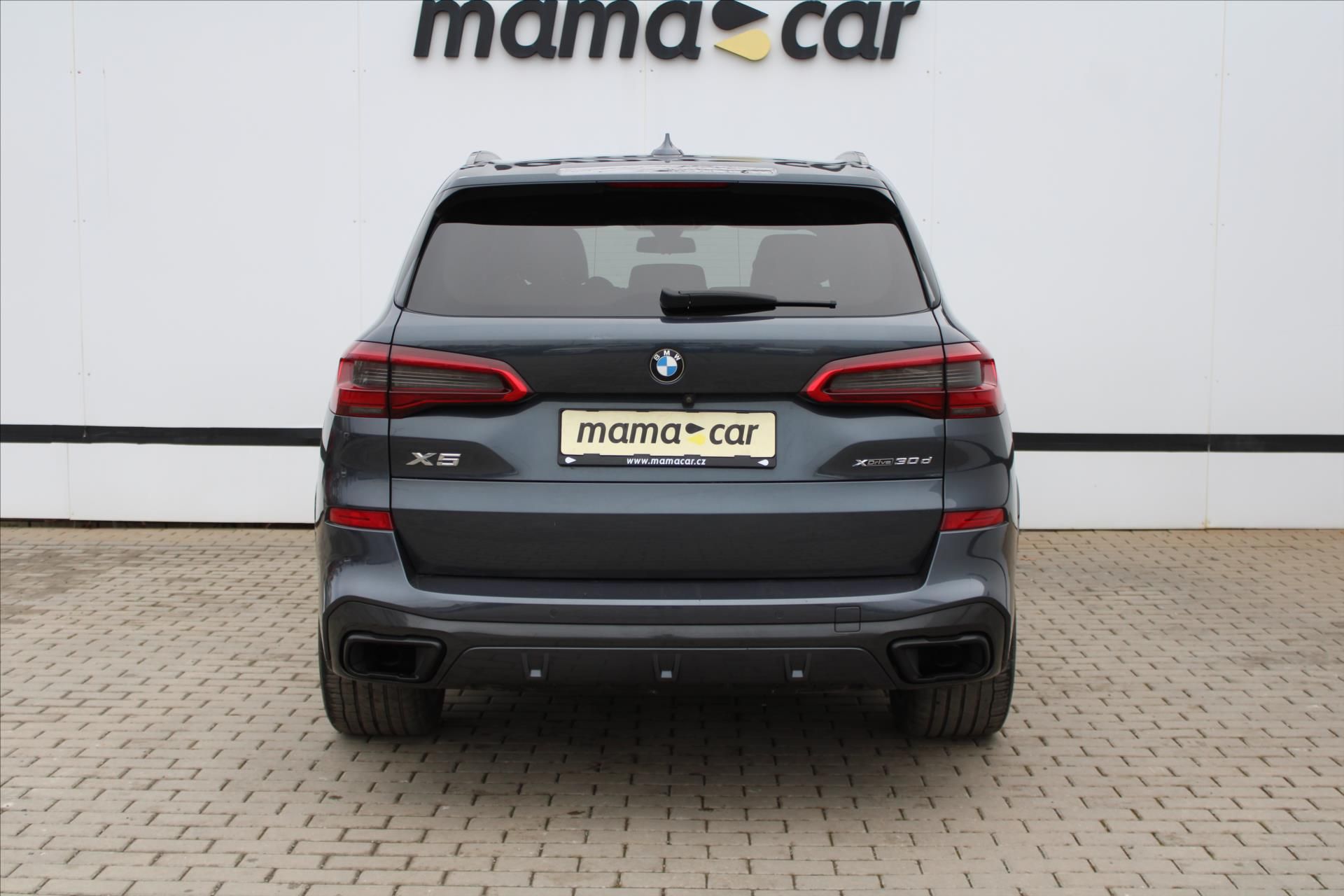 BMW X5, xDrive 30d 195kW M PAKET ČR - fotka 6