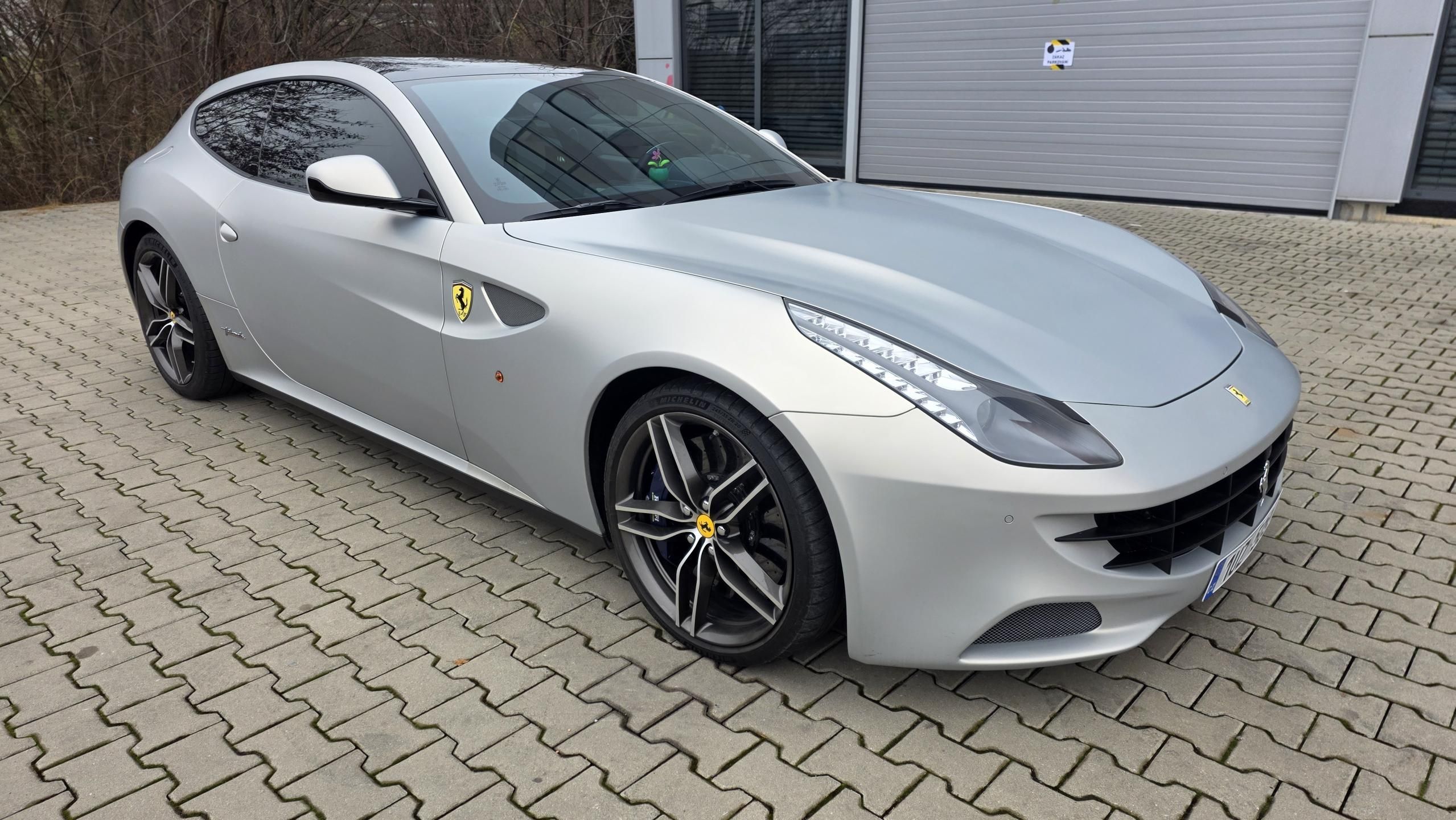 Ferrari FF, INDIVIDUAL TailorMade ZÁRUKA