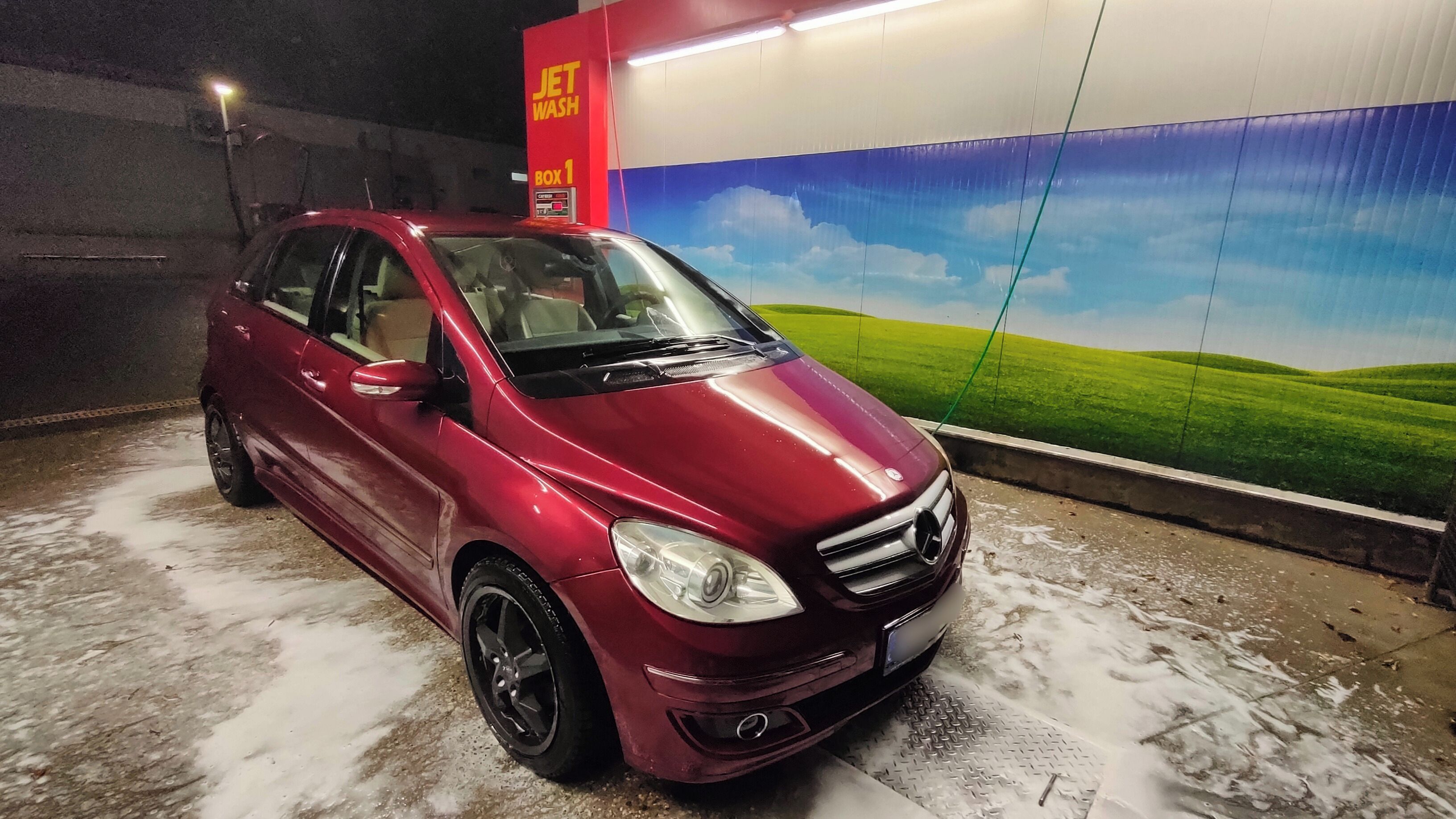 Mercedes-Benz Třídy B, Světlý interiér, litá 17" kola - fotka 3