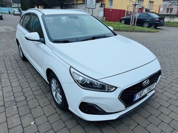 1.6 crdi 85kw 1majitel