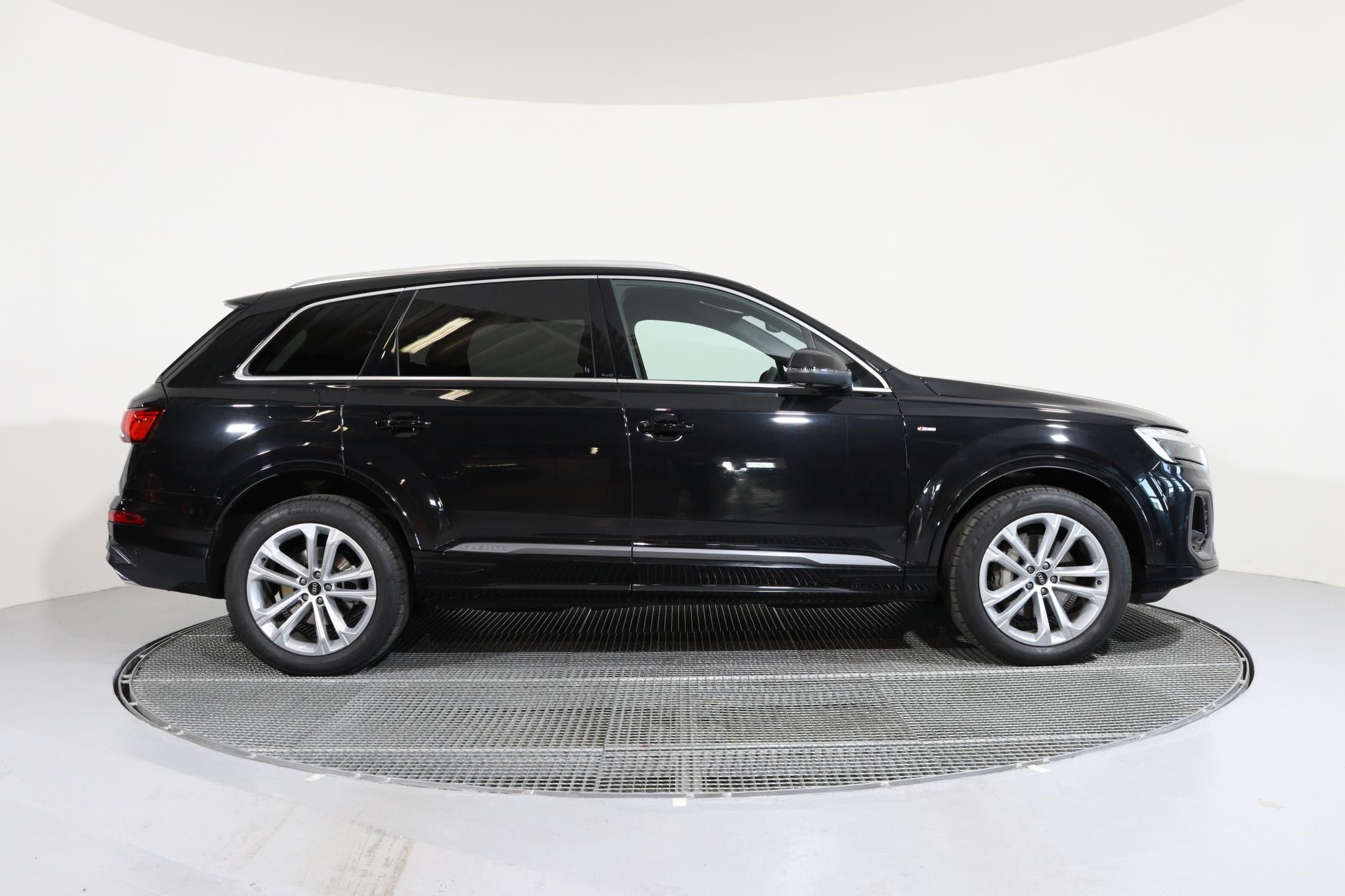 Audi Q7, Sline 50 TDI quattro tiptronic - fotka 4