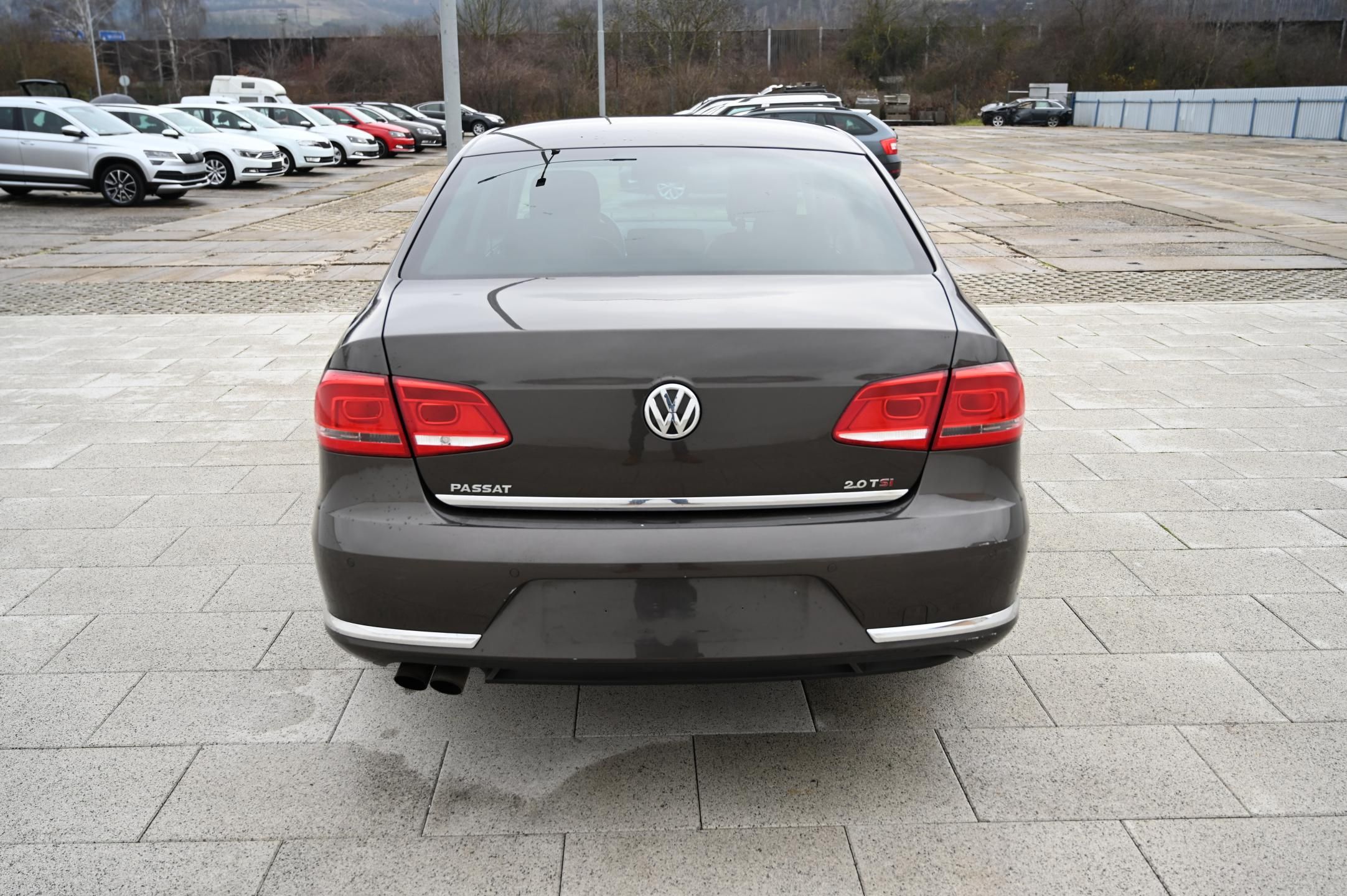 Volkswagen Passat, 2.0TSI 155KW DSG Highline 7/14 - fotka 6