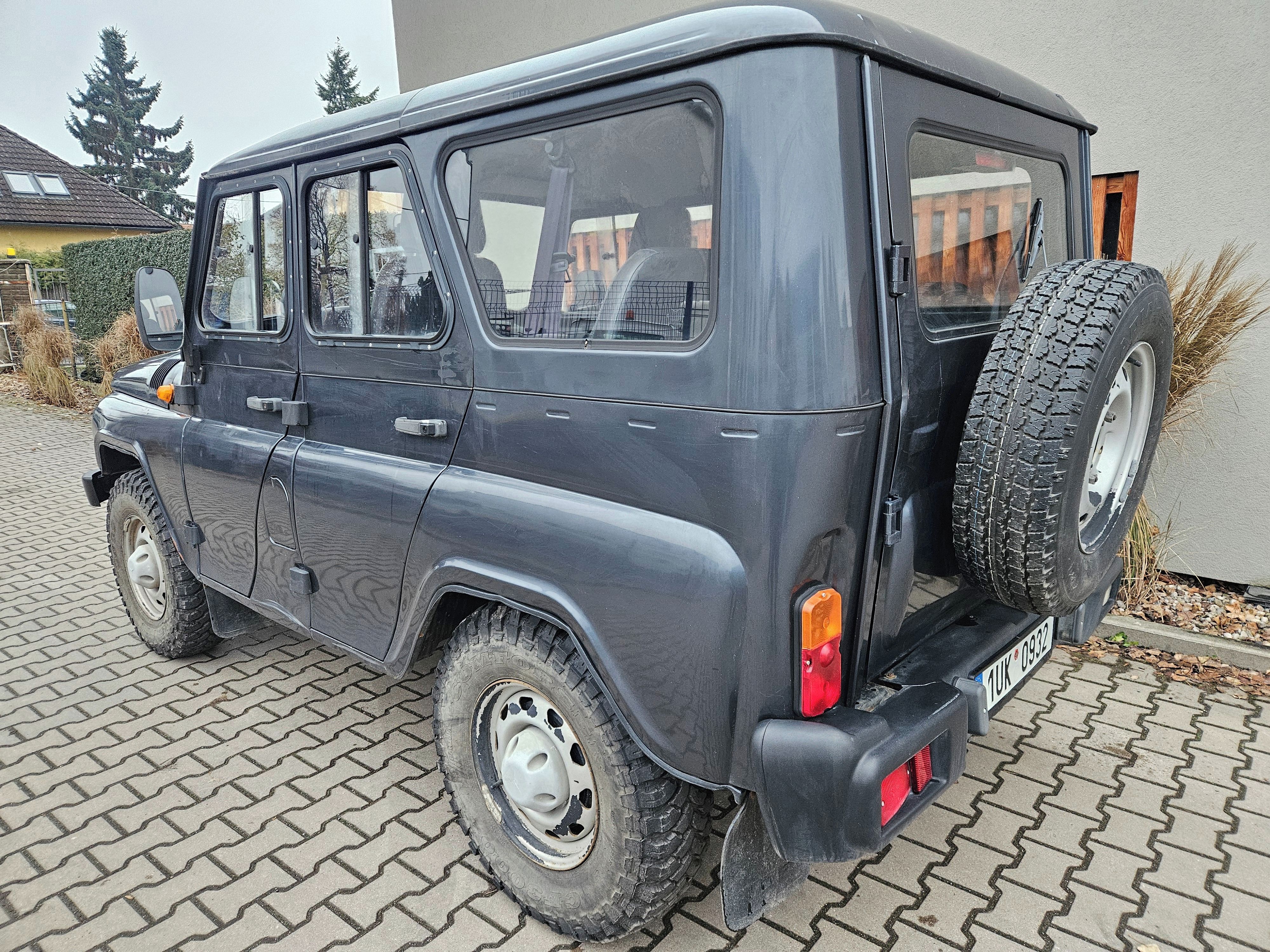 UAZ Hunter, 2.7i 94kW - fotka 4