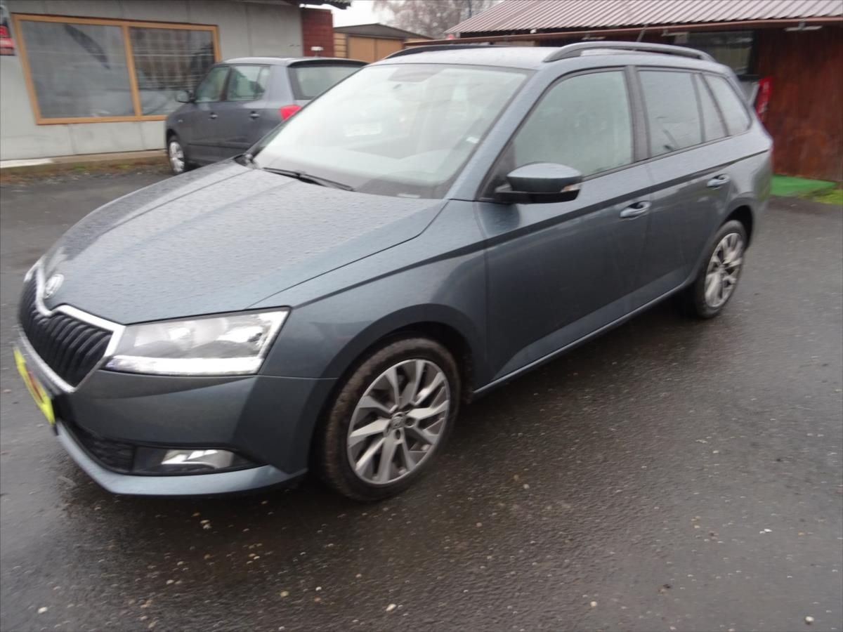 Škoda Fabia, 1,0 TSi 70 kW Automat - fotka 5