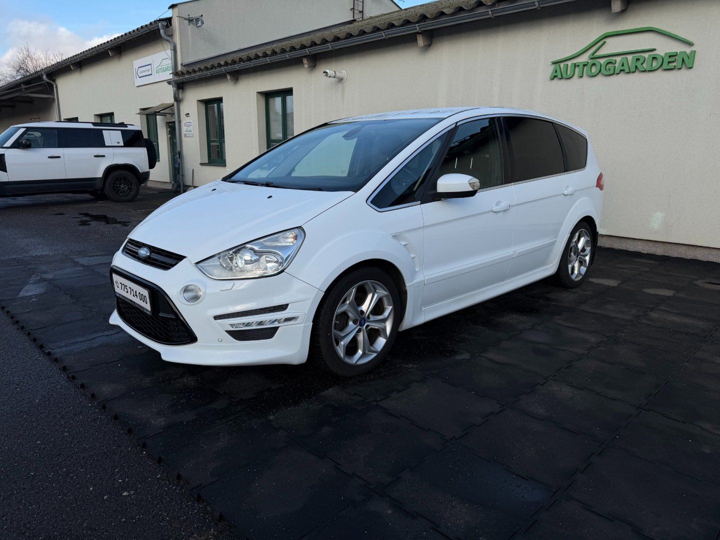 Ford S-MAX, 2.0 EcoBoost 176kW Automat, ČR - fotka 3
