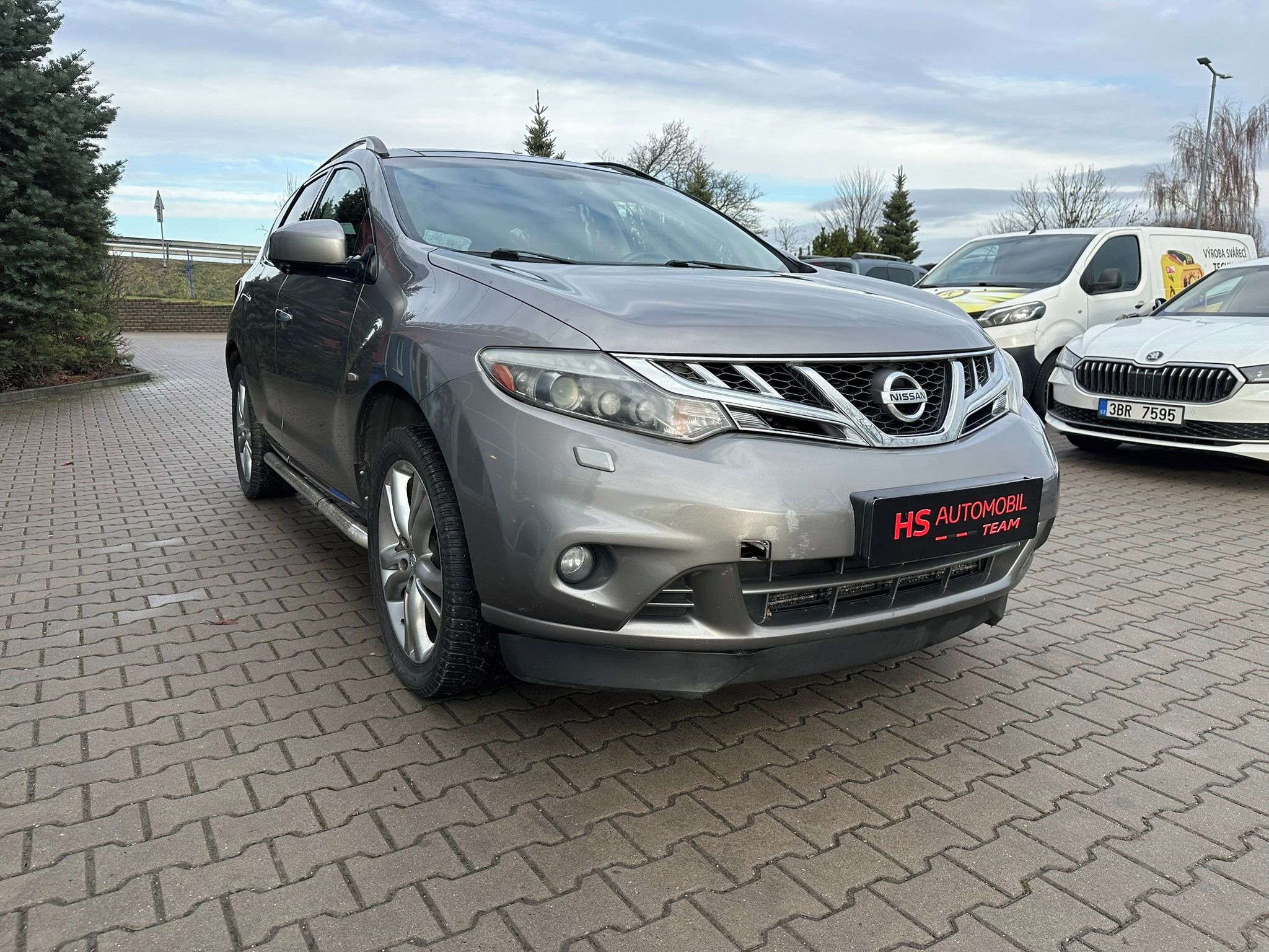 Nissan Murano, 2,5D 4x4 140kW - fotka 4