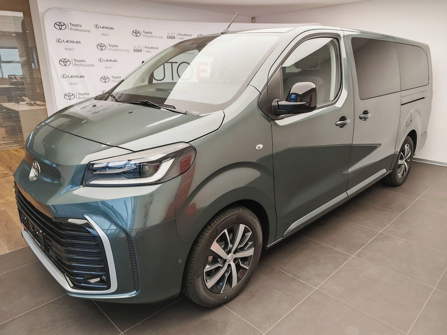 Toyota Proace Verso, 2.0 D4-D Long Family Webasto,