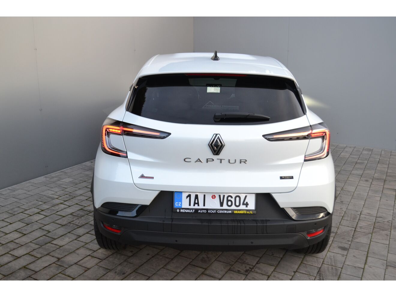 Renault Captur, techno E-Tech full hybrid 145 - fotka 4