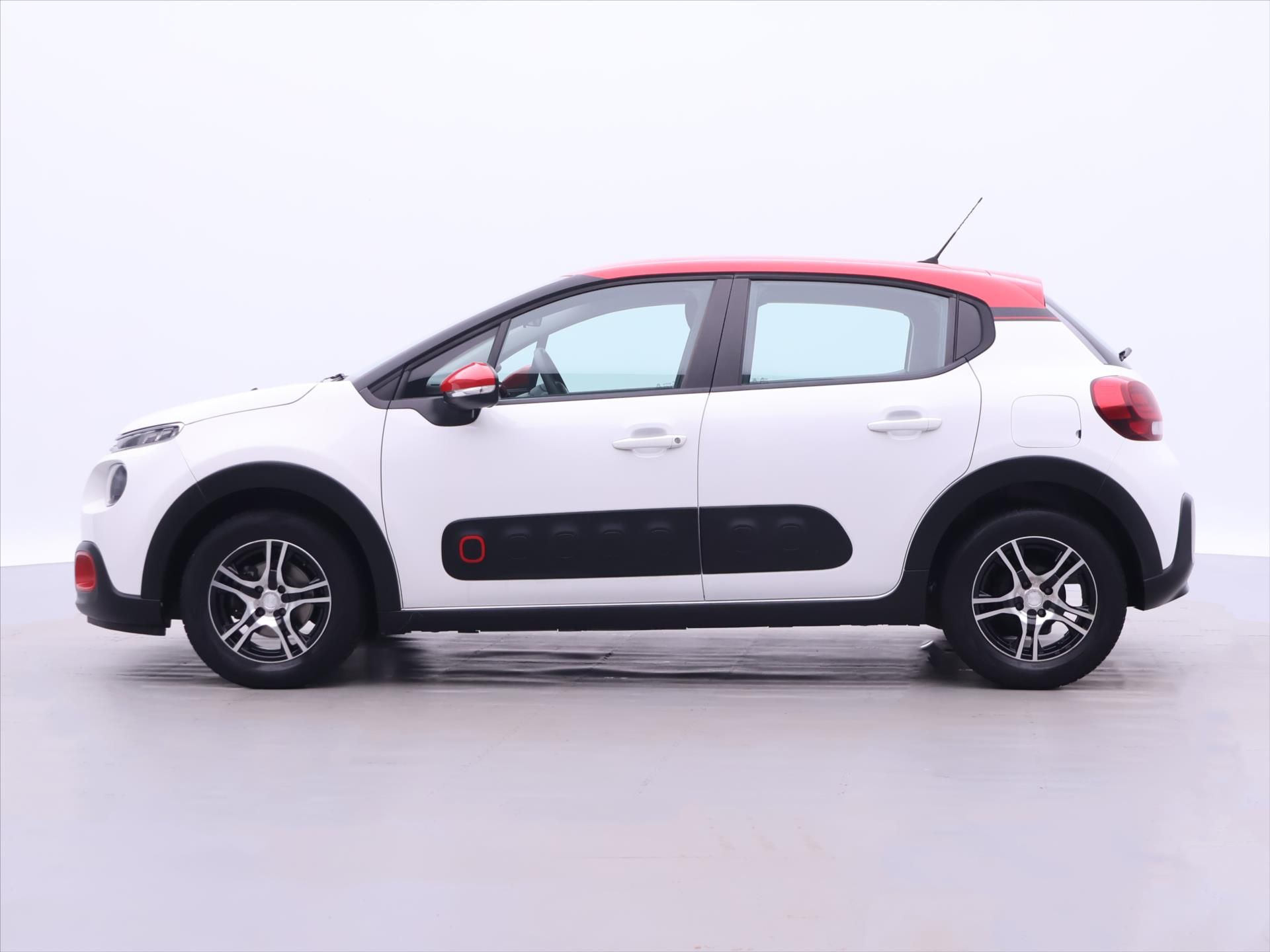 Citroën C3, 1,2 PT 60kW CZ Shine Serv.Knih - fotka 4