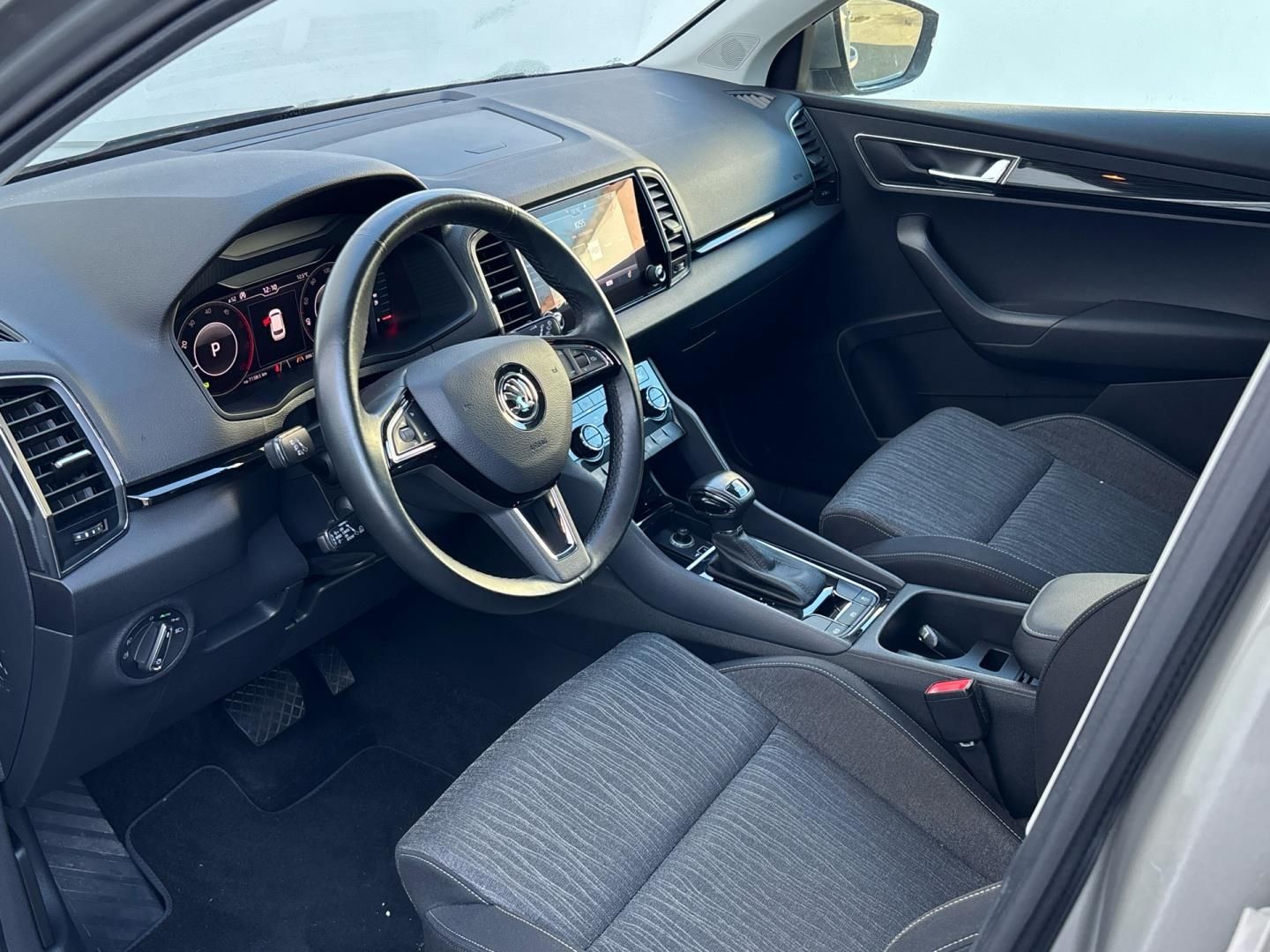 Škoda Karoq, 1.6 TDI / 85 kW Style DSG ČR - fotka 6