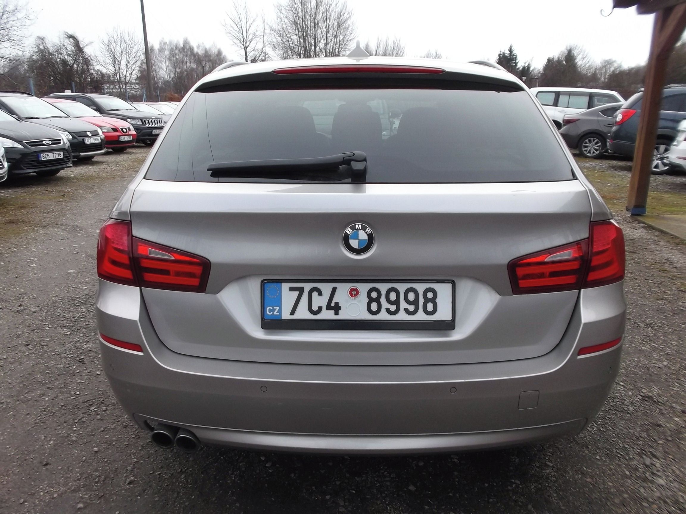 BMW Řada 5, 525d - fotka 3