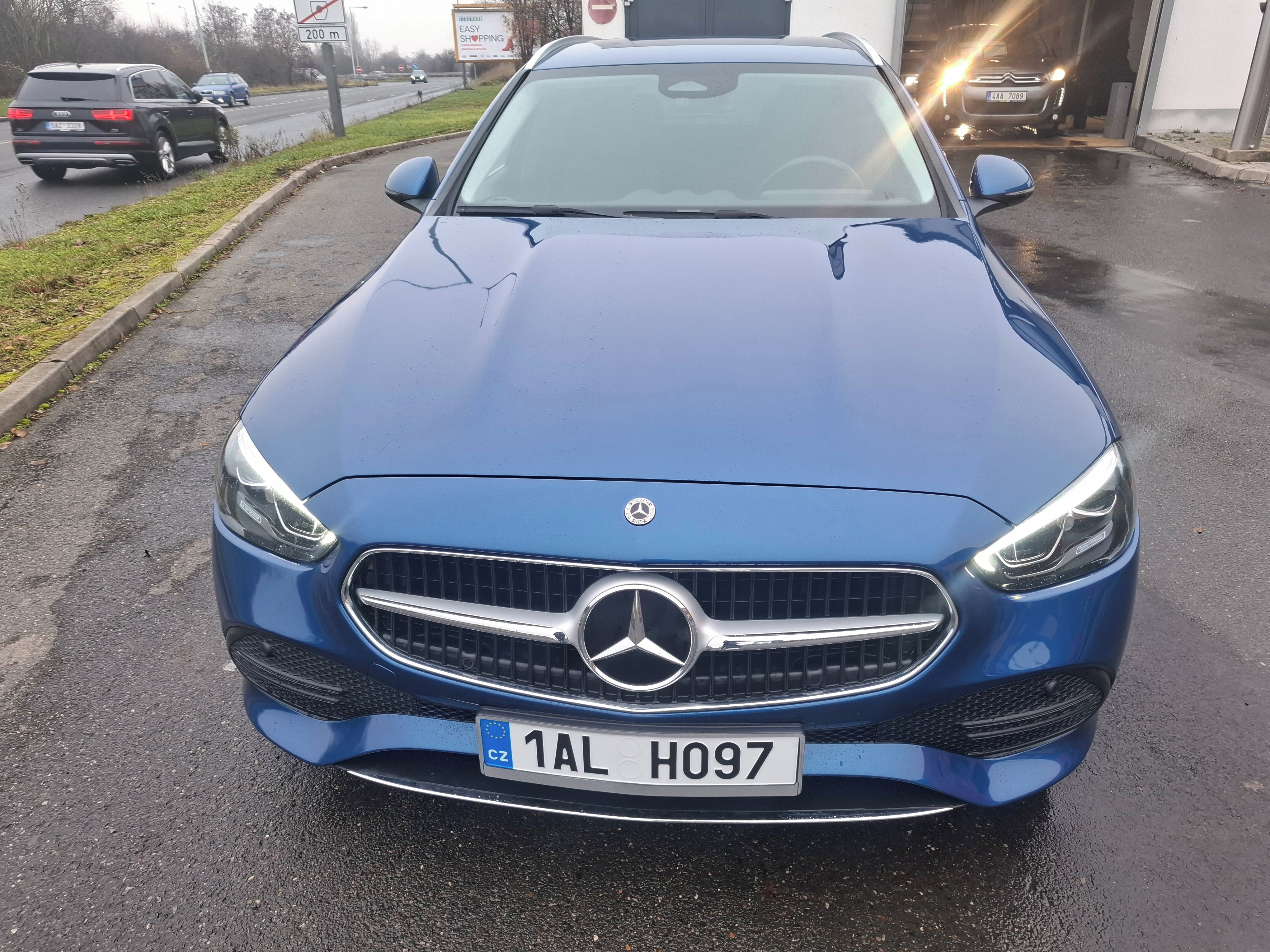 Mercedes-Benz Třídy C, 200 D, HYBRID,AVANTGARDE,CÉBIA - fotka 4