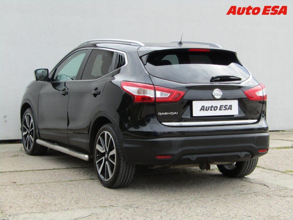 Nissan Qashqai, 1.2 DIG-T,ČR,AT - fotka 4