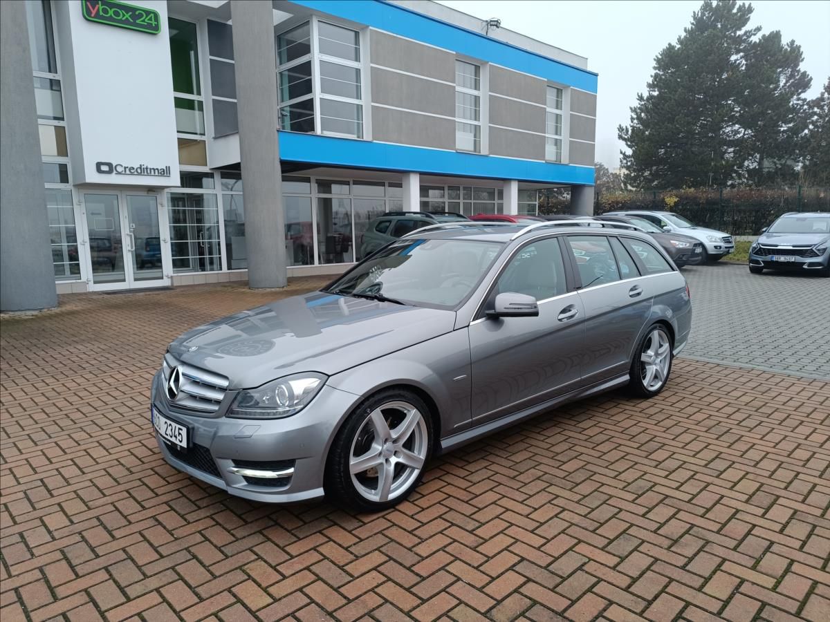 Mercedes-Benz Třídy C, 2,2 250 CDI 4MATIC - fotka 3