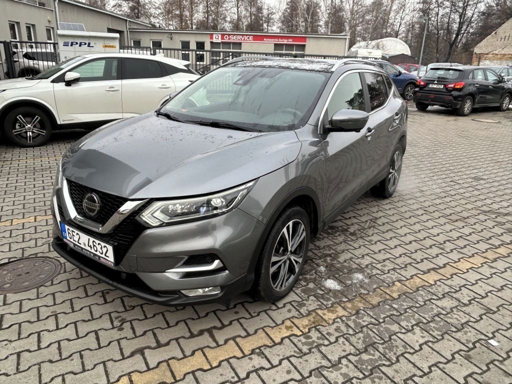 Nissan Qashqai, 1.2DIG-T N-Connecta 1. Maj. ČR - fotka 2