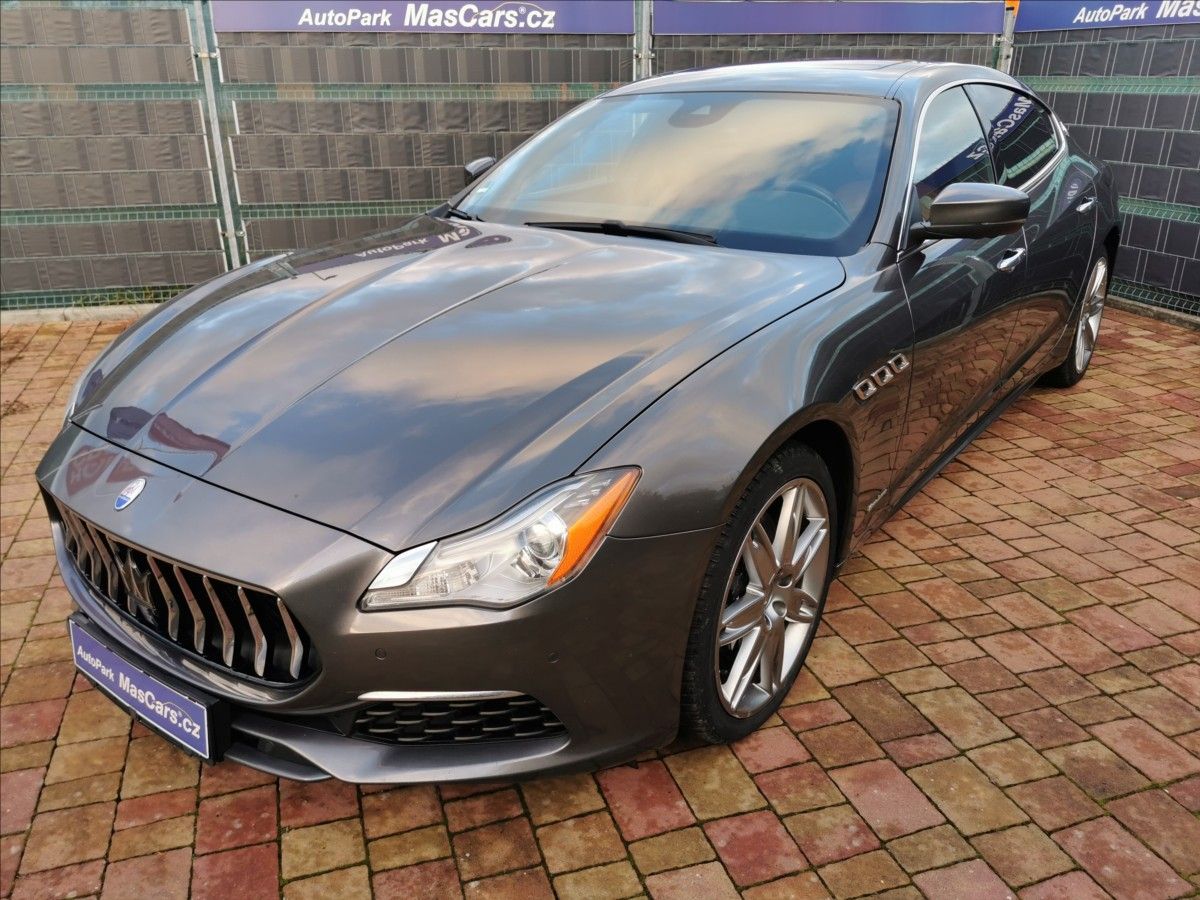 Maserati Quattroporte, 3.0 V6 GranLusso - fotka 4