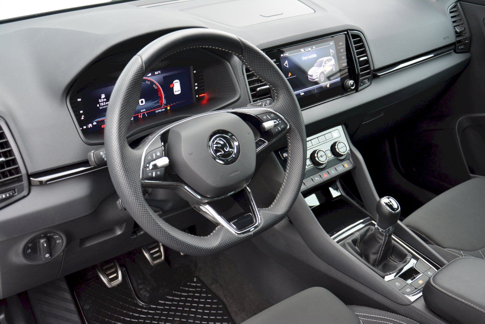 Škoda Karoq, 1.5 TSI 110 KW SPORT LINE - fotka 6