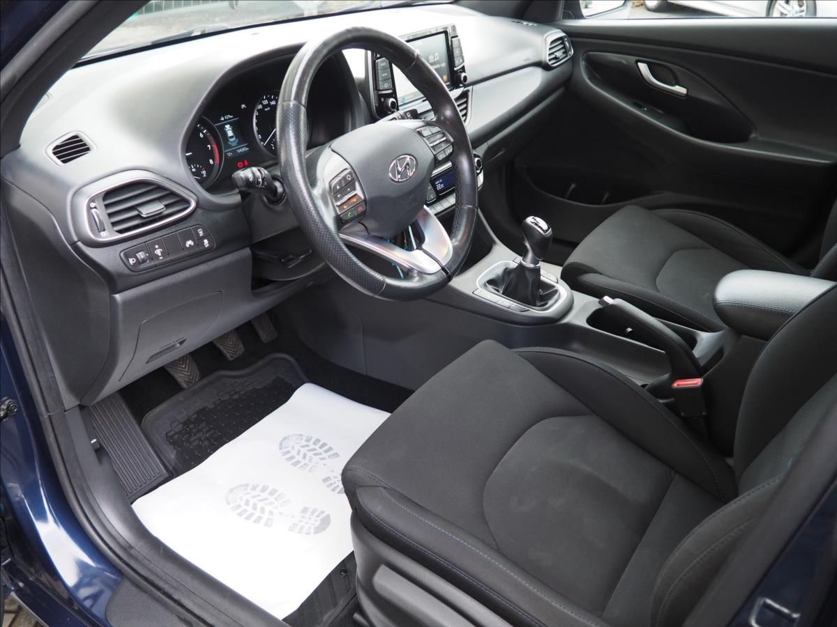 Hyundai i30, 1,4 T-GDI  GO - fotka 5