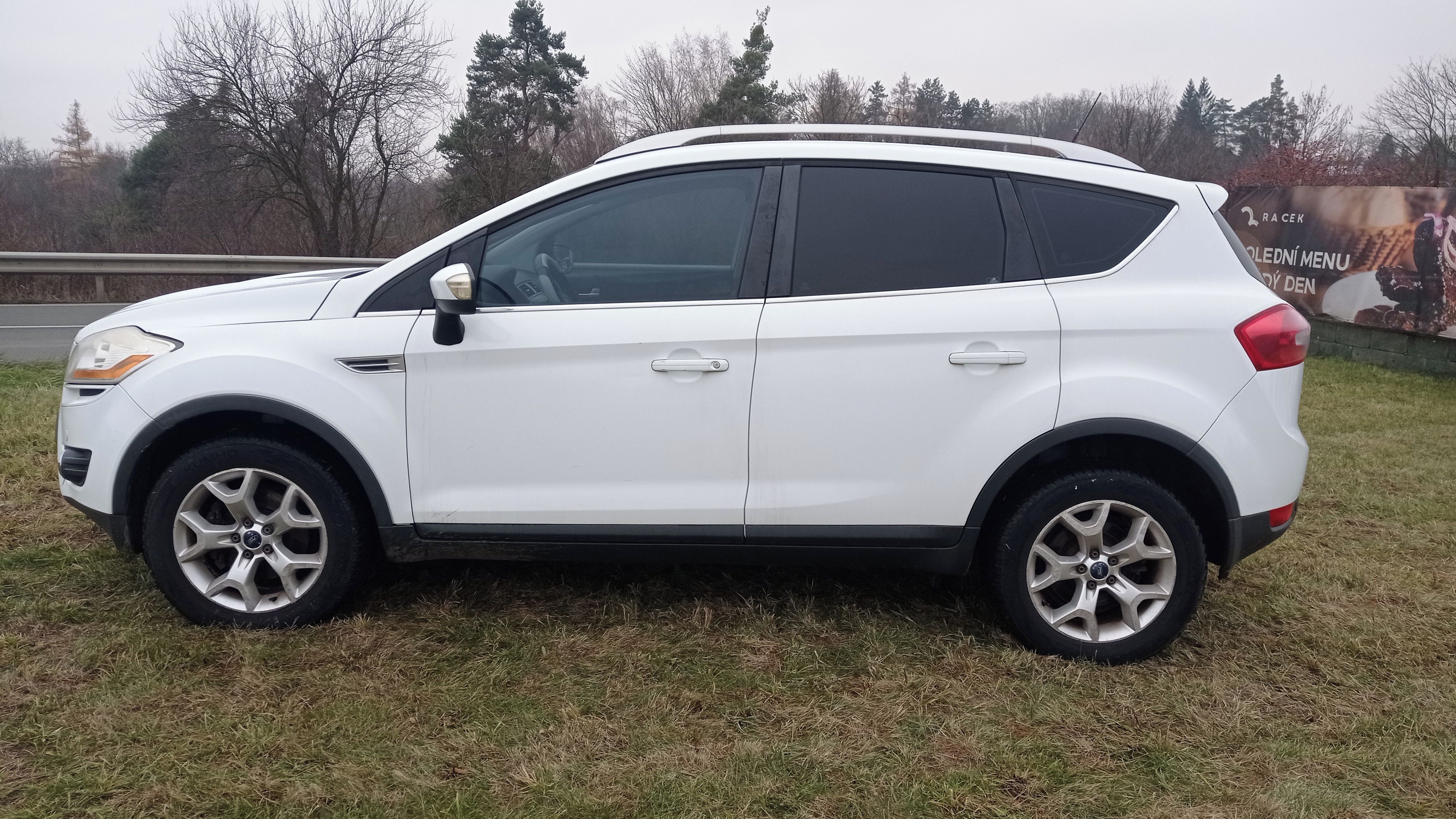 Ford Kuga, 2,0 TDCi 100KW 4x4 Manuál - fotka 2