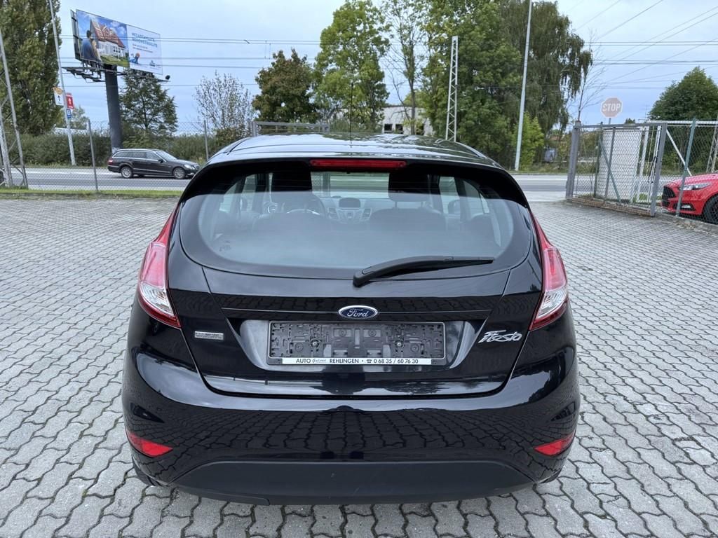 Ford Fiesta, 1.0i 74 kW klima - fotka 4