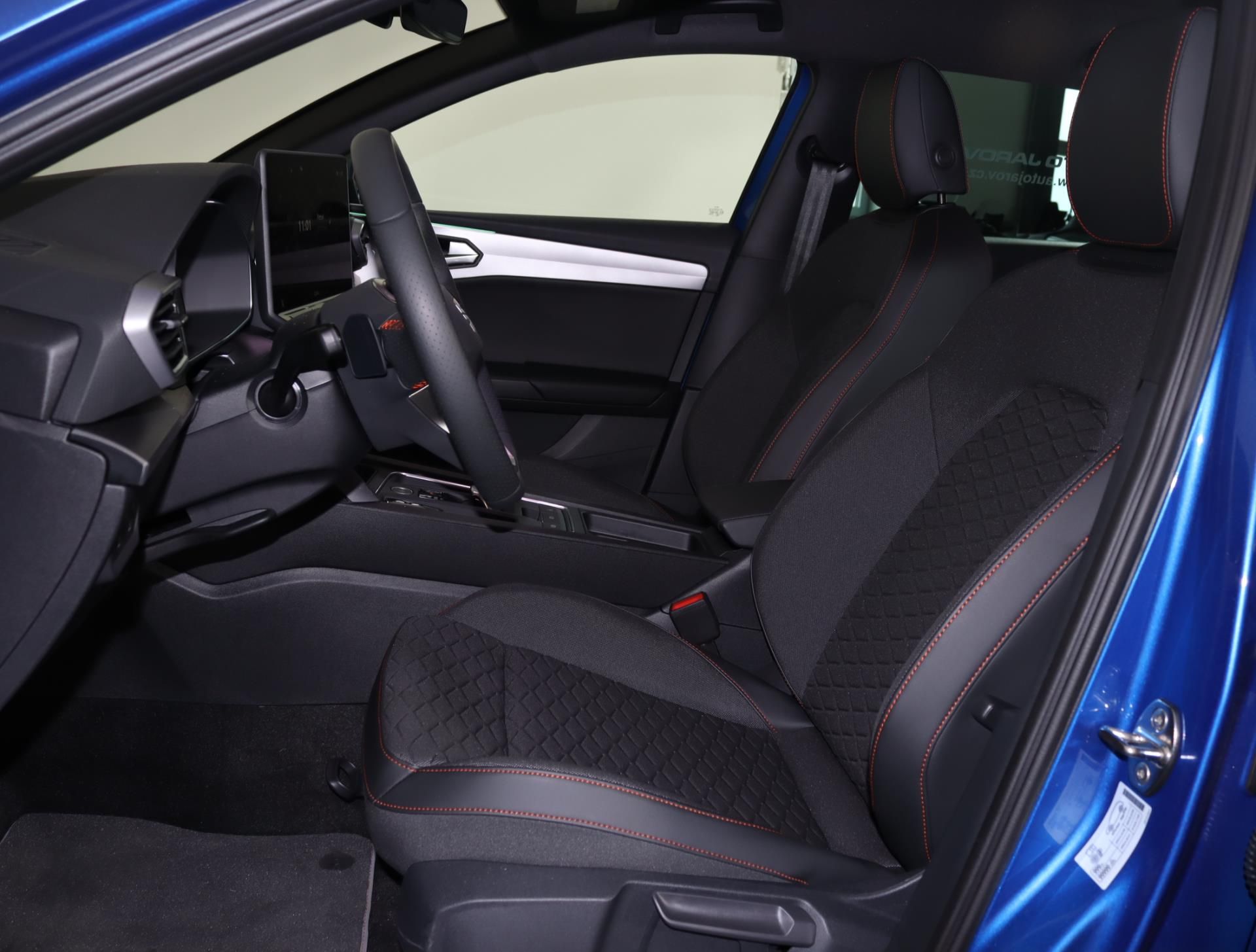 Seat Leon, SP FR e-HYBRID 204k DSG - fotka 2